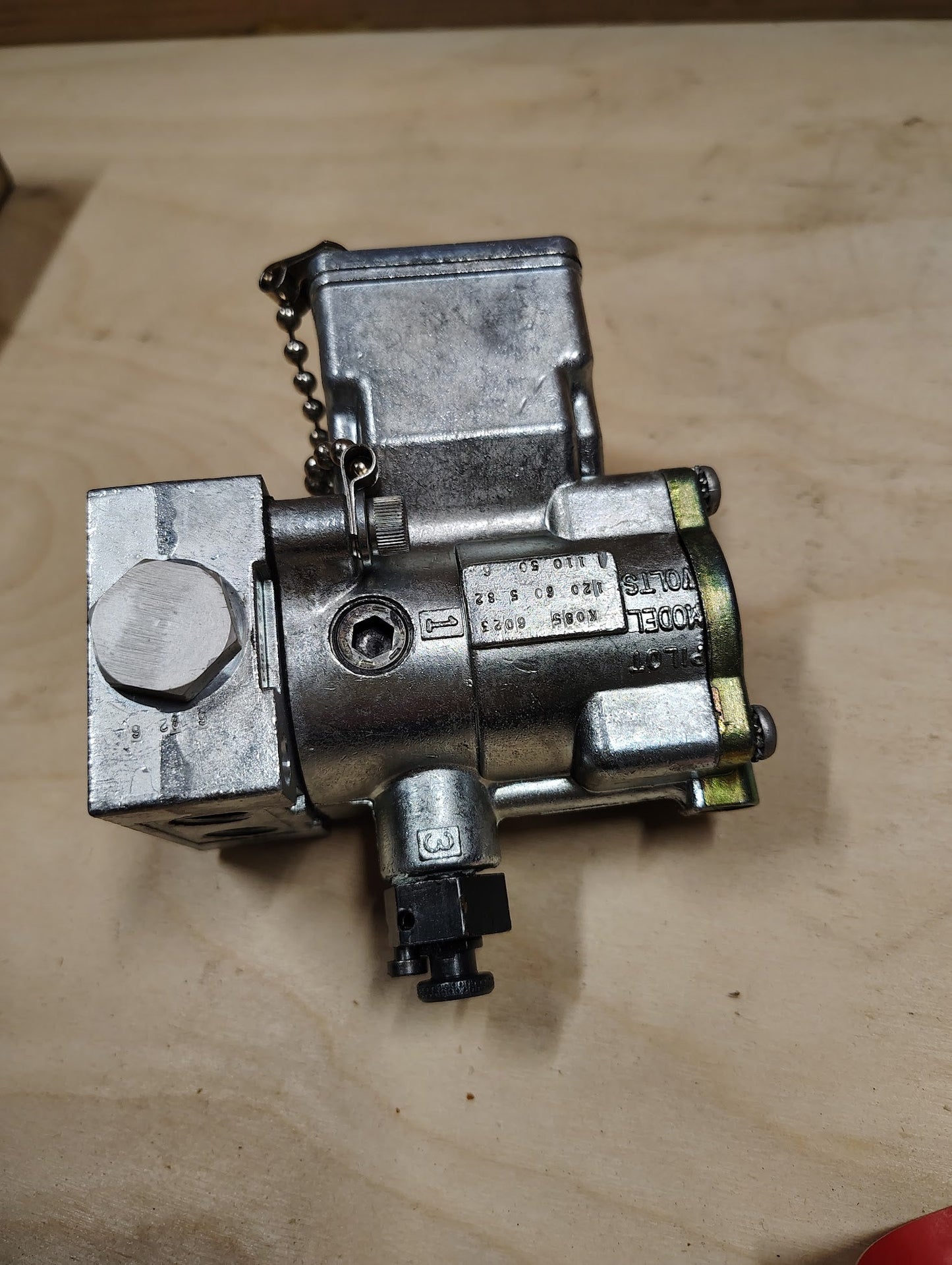 N19526003 - Schrader Bellows N19526003 Valve 120v - Surplus Alley