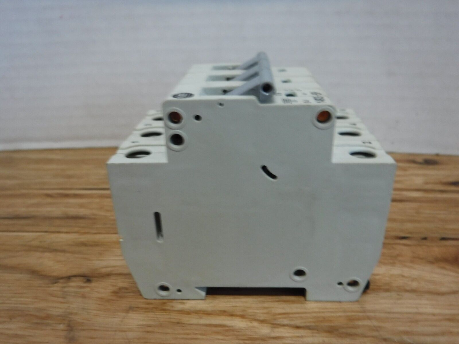 1492 - SP3B040 - ALLEN - BRADLEY 1492 - SP3B040 SER.C MINIATURE CIRCUIT BREAKER 3 POLE 4 AMP - Surplus Alley