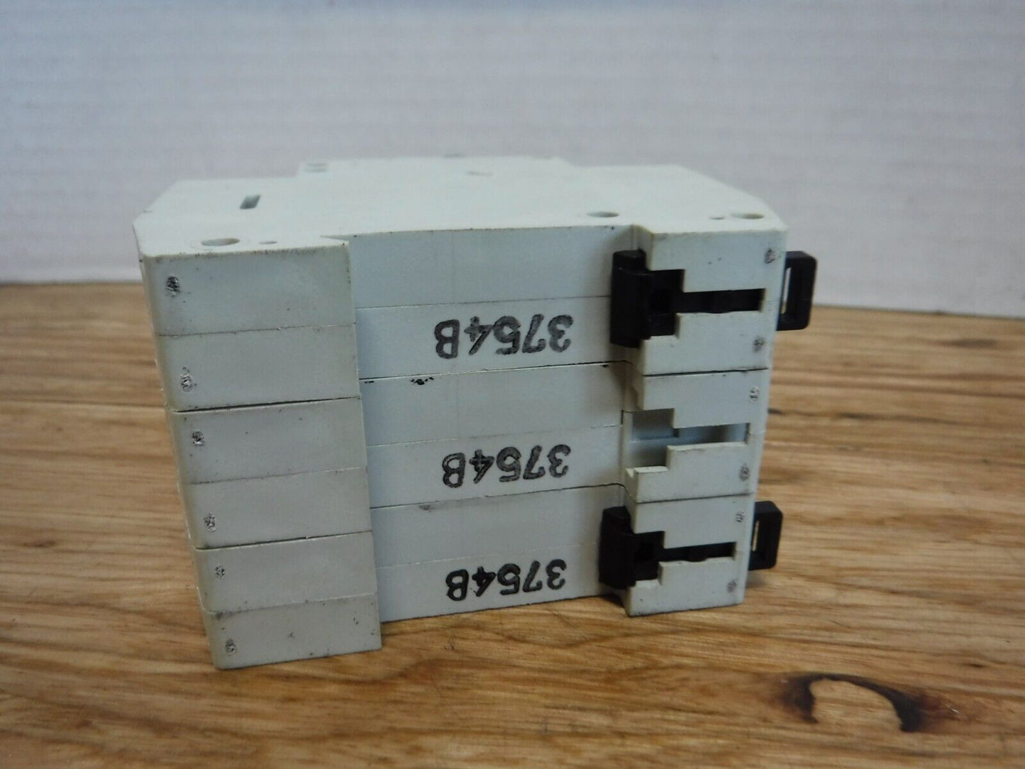 1492 - SP3B040 - ALLEN - BRADLEY 1492 - SP3B040 SER.C MINIATURE CIRCUIT BREAKER 3 POLE 4 AMP - Surplus Alley