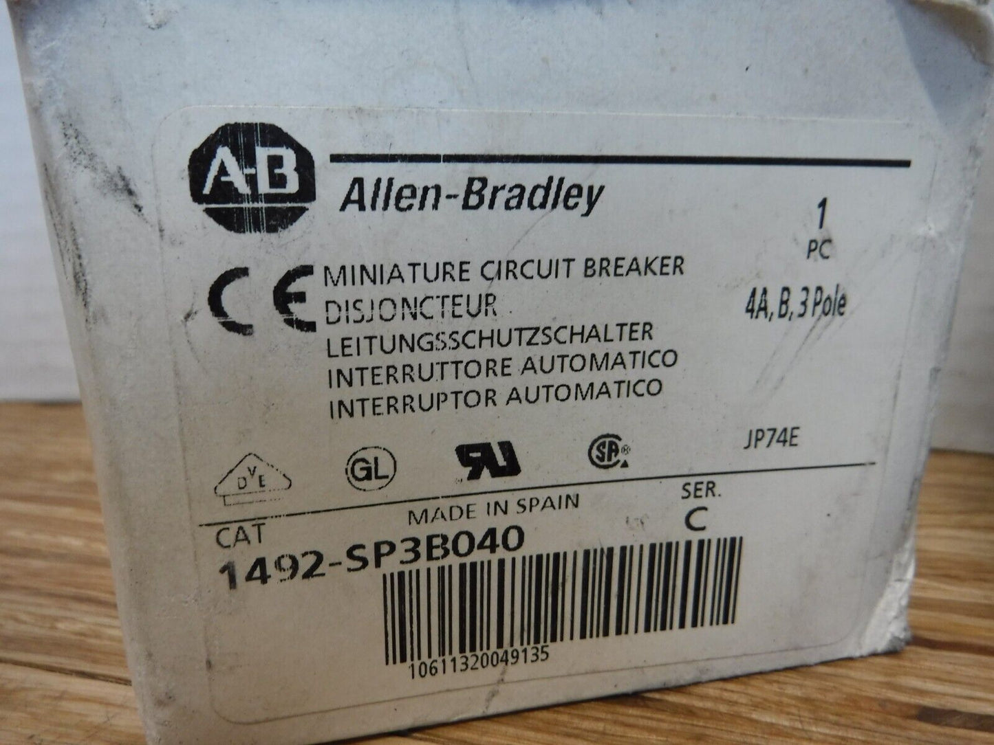 1492 - SP3B040 - ALLEN - BRADLEY 1492 - SP3B040 SER.C MINIATURE CIRCUIT BREAKER 3 POLE 4 AMP - Surplus Alley