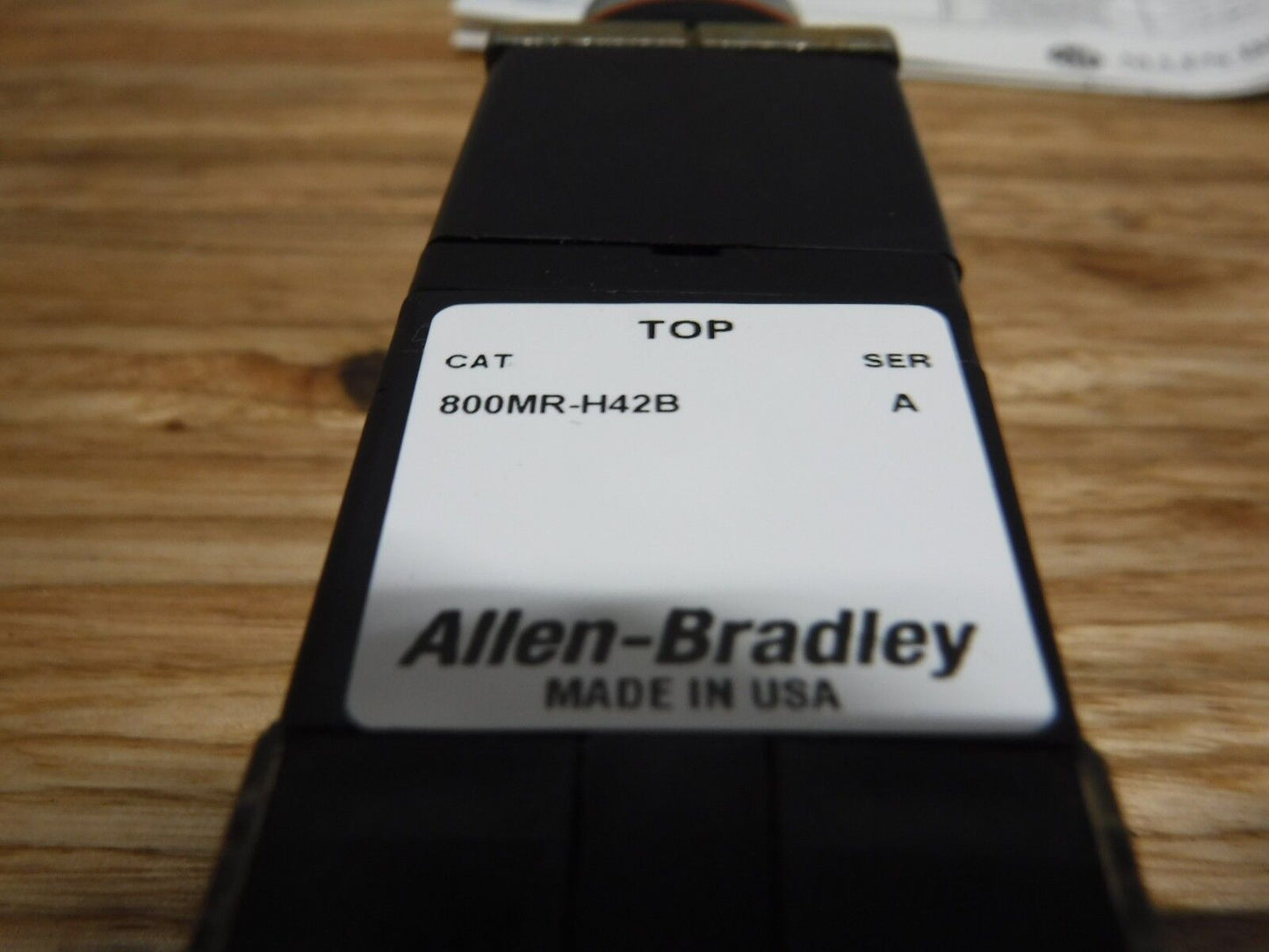 800MR - H42BB - Allen Bradley 800MR - H42BB Keyed Selector Switch - Surplus Alley