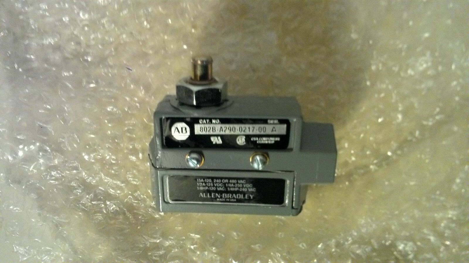 802B - A290021700 - ALLEN BRADLEY 802B - A290021700 SWITCH - Surplus Alley