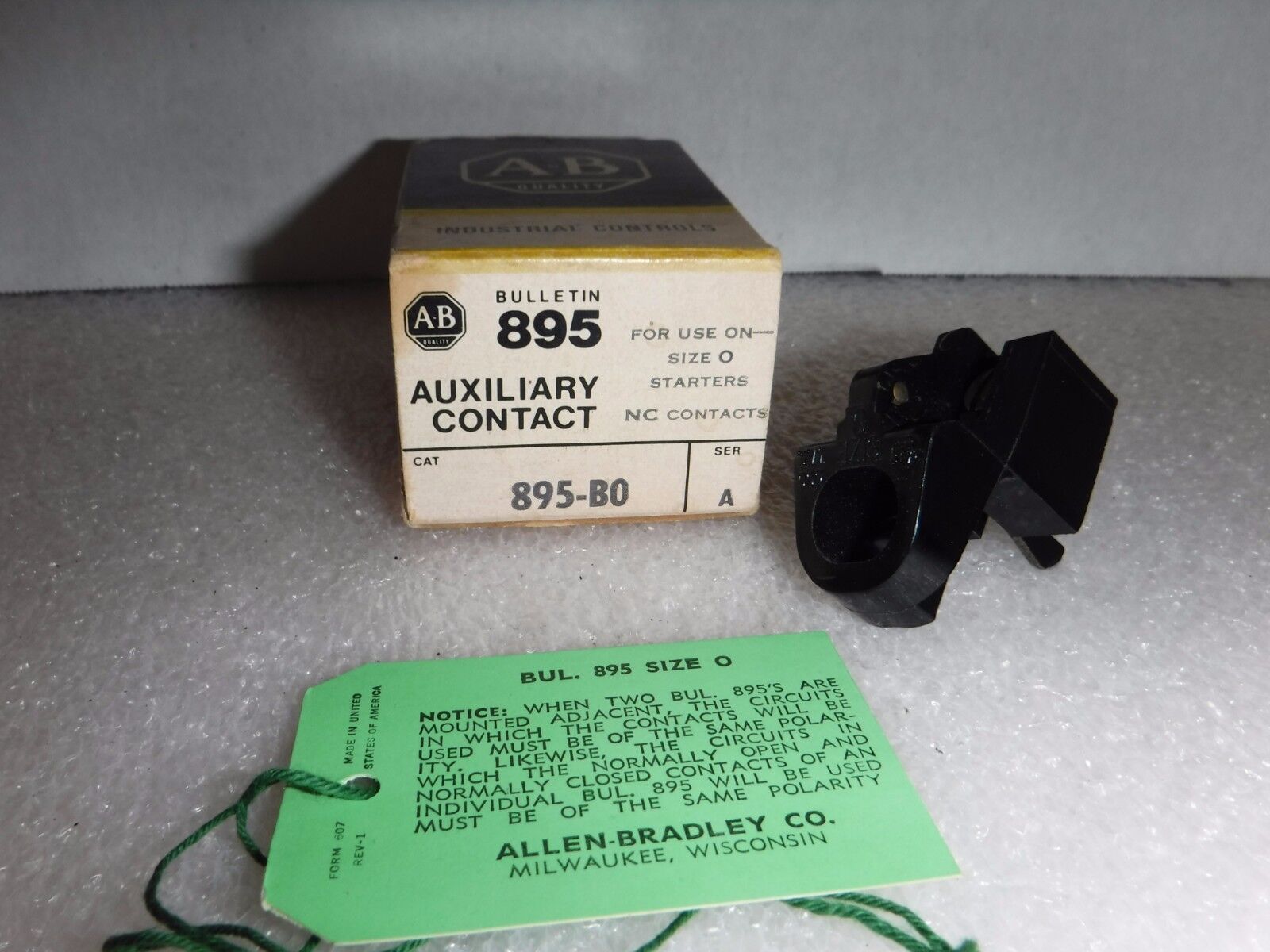 895 - B0 - Allen Bradley 895 - B0 Auxiliary Contact N.C. NEW IN BOX - Surplus Alley