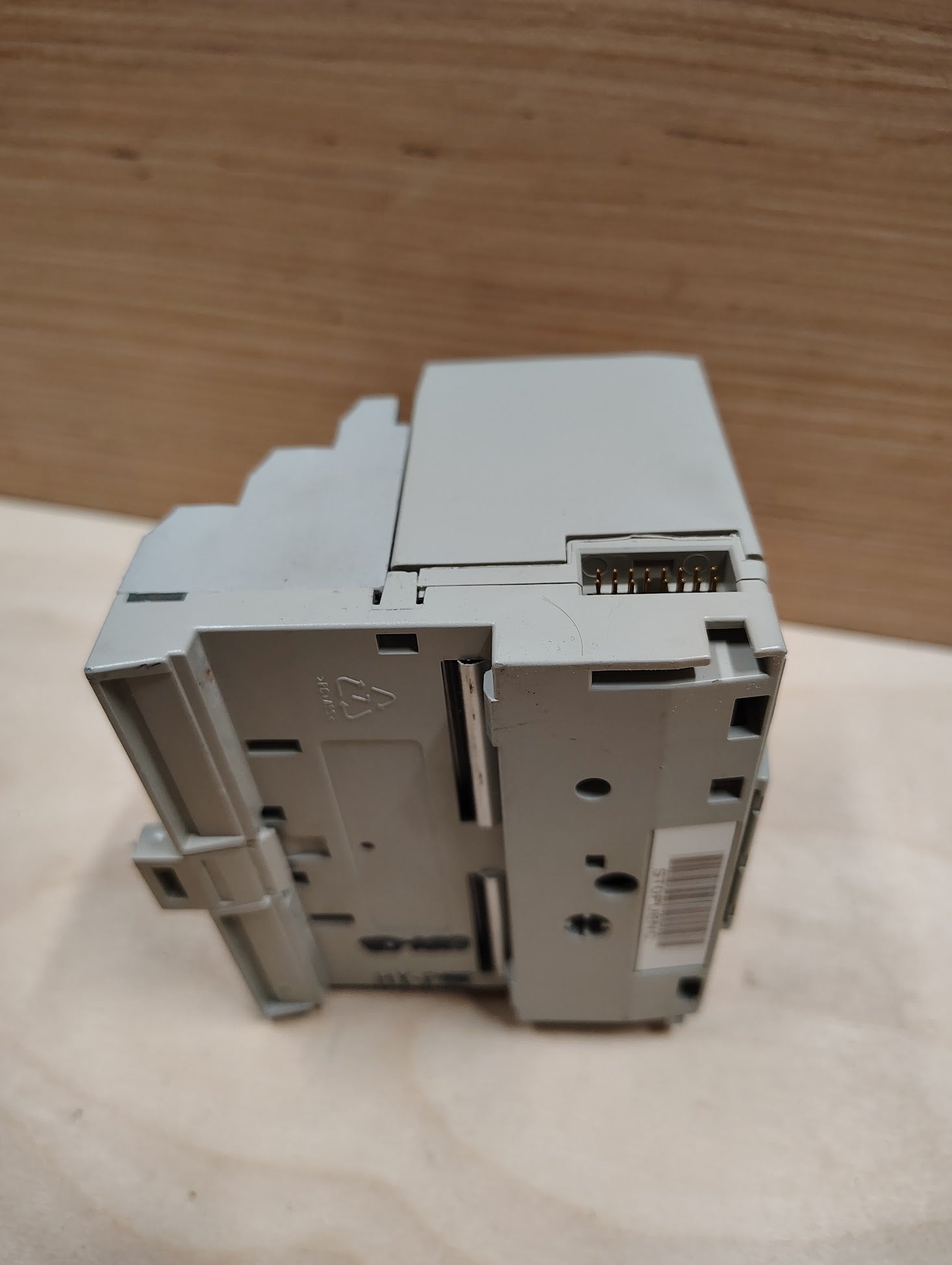 1794 - 0816 - Allen - Bradley Flex I/O, 1794 - 0816, 24 VDC Source Output w/ Terminal Base Block - Surplus Alley