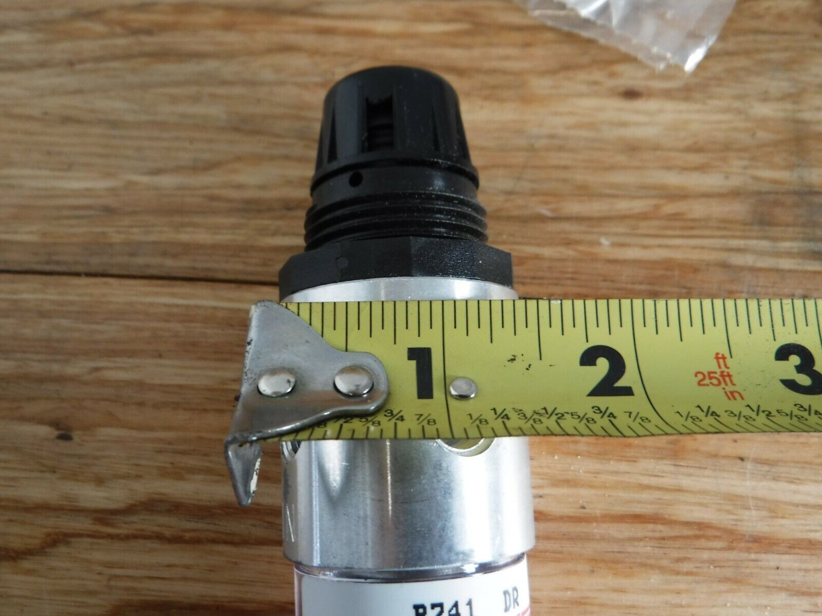 B741 - Arrow B741, 1/8" Miniature Filter Regulator - Surplus Alley