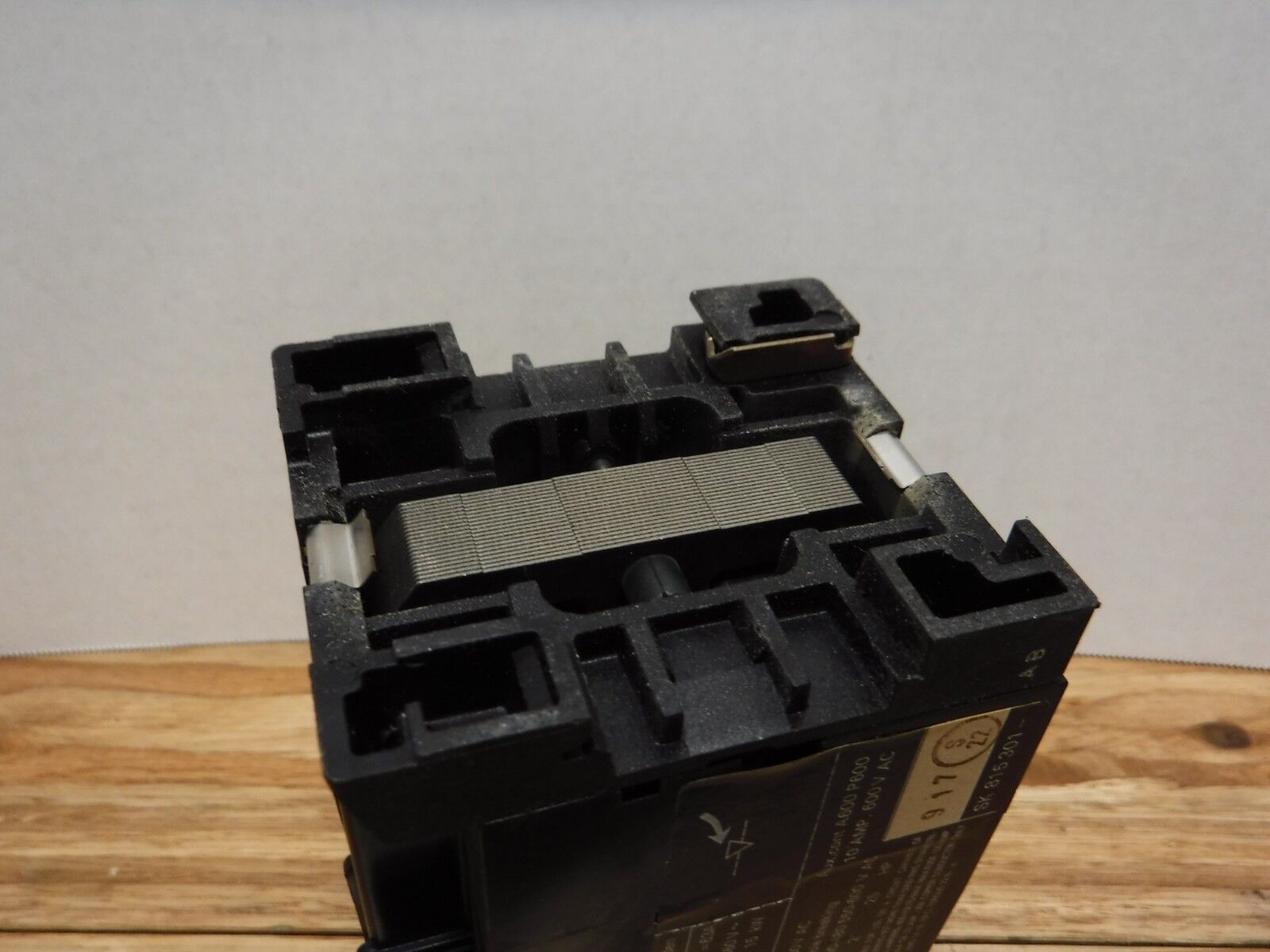 EH22C - 22 - ASEA EH22C - 22 3 pole 43 Amp 600 Volt Contactor 24 VDC Coil - Surplus Alley