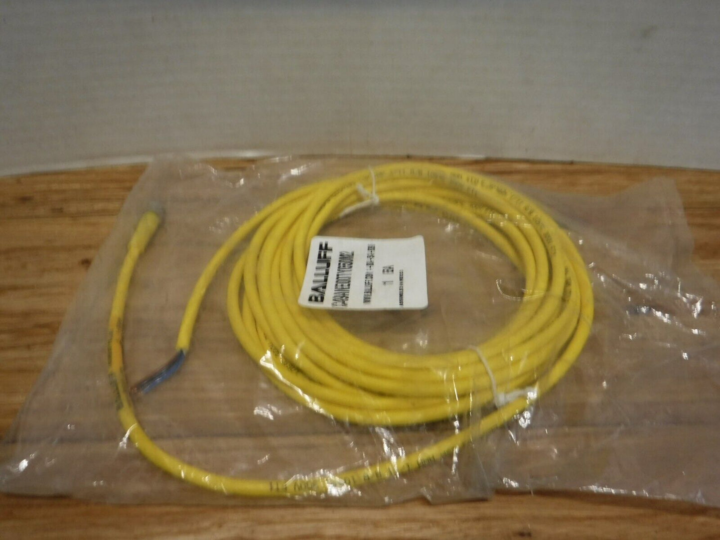 C49ANE00TY050M2 - BALLUFF C49ANE00TY050M2, 3 - PIN FEMALE, 5 METER CABLE - Surplus Alley