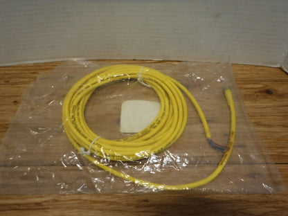 C49ANE00TY050M2 - BALLUFF C49ANE00TY050M2, 3 - PIN FEMALE, 5 METER CABLE - Surplus Alley