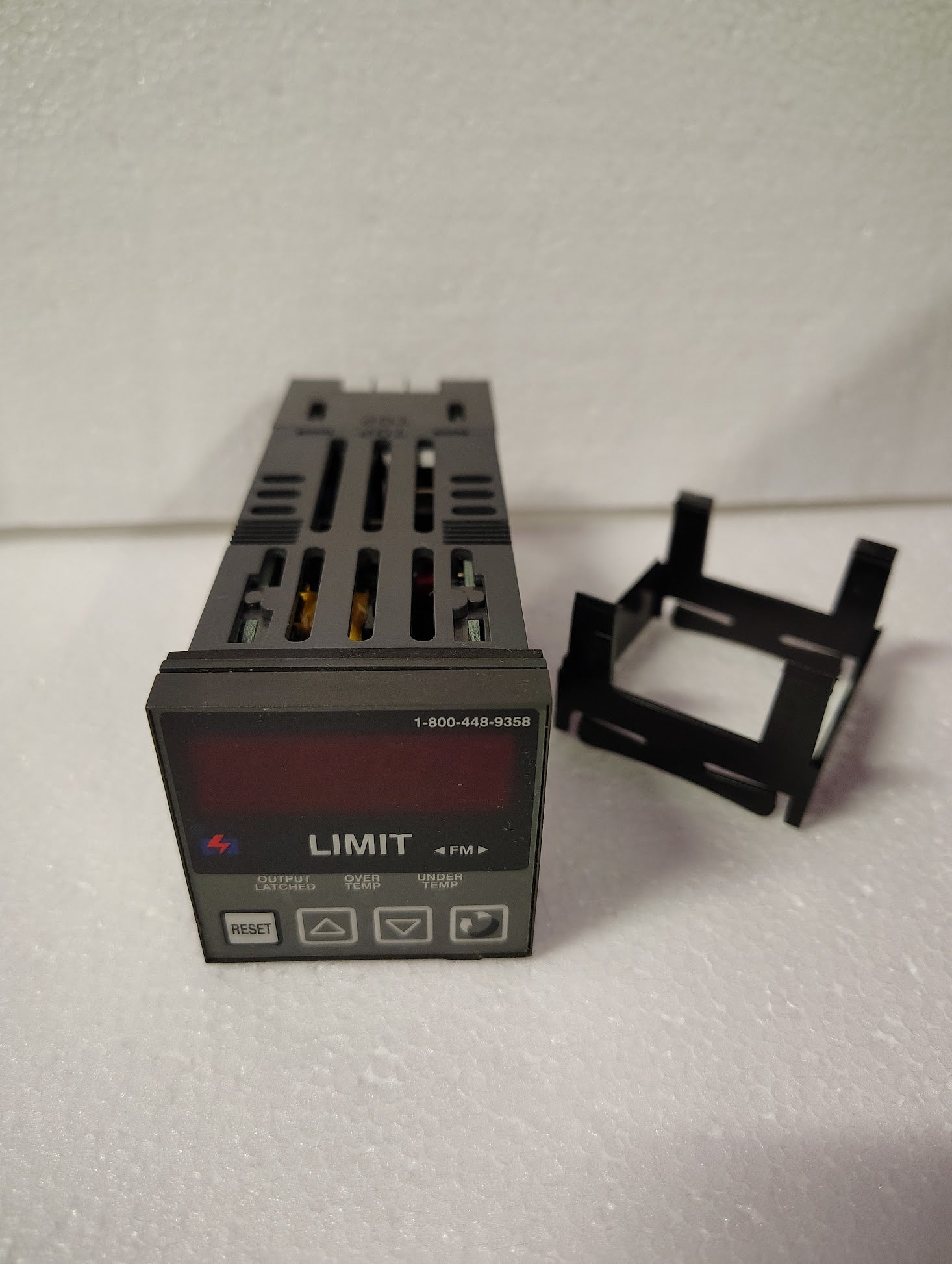 Z210000 - Blue M N6702 Z210000 S96 Temperature Controller - Surplus Alley