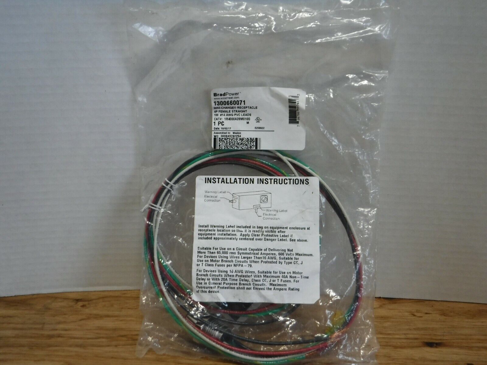 1R4000A28M010G - BRAD POWER 1R4000A28M010G, MINI CHANGE RECEPTACLE FEMALE, 4 - POLE, 14 GAUGE 1M - Surplus Alley