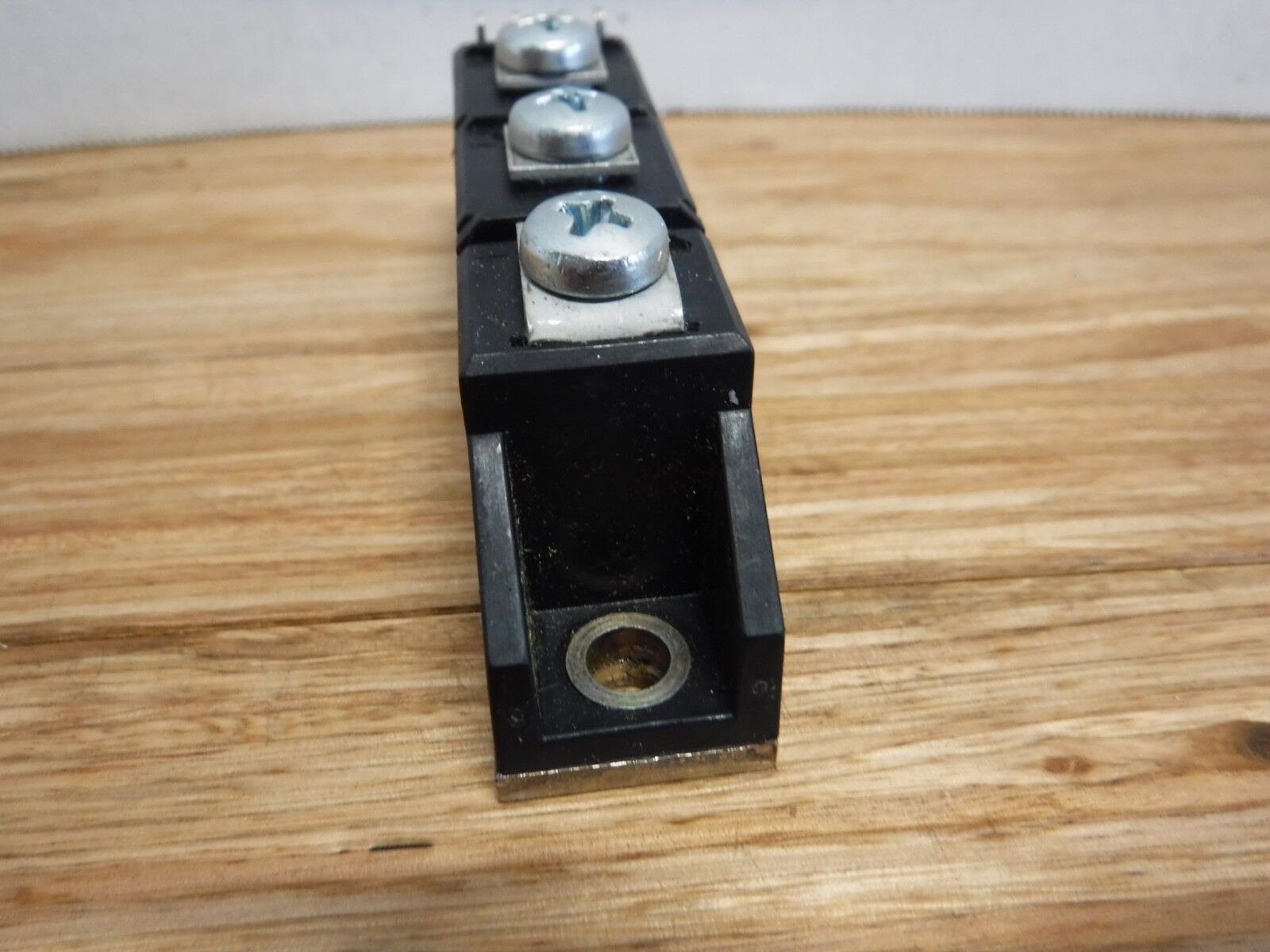 F1857SD600 - CRYDOM F1857SD600 THYRISTOR POWER BLOCK MODULE - Surplus Alley