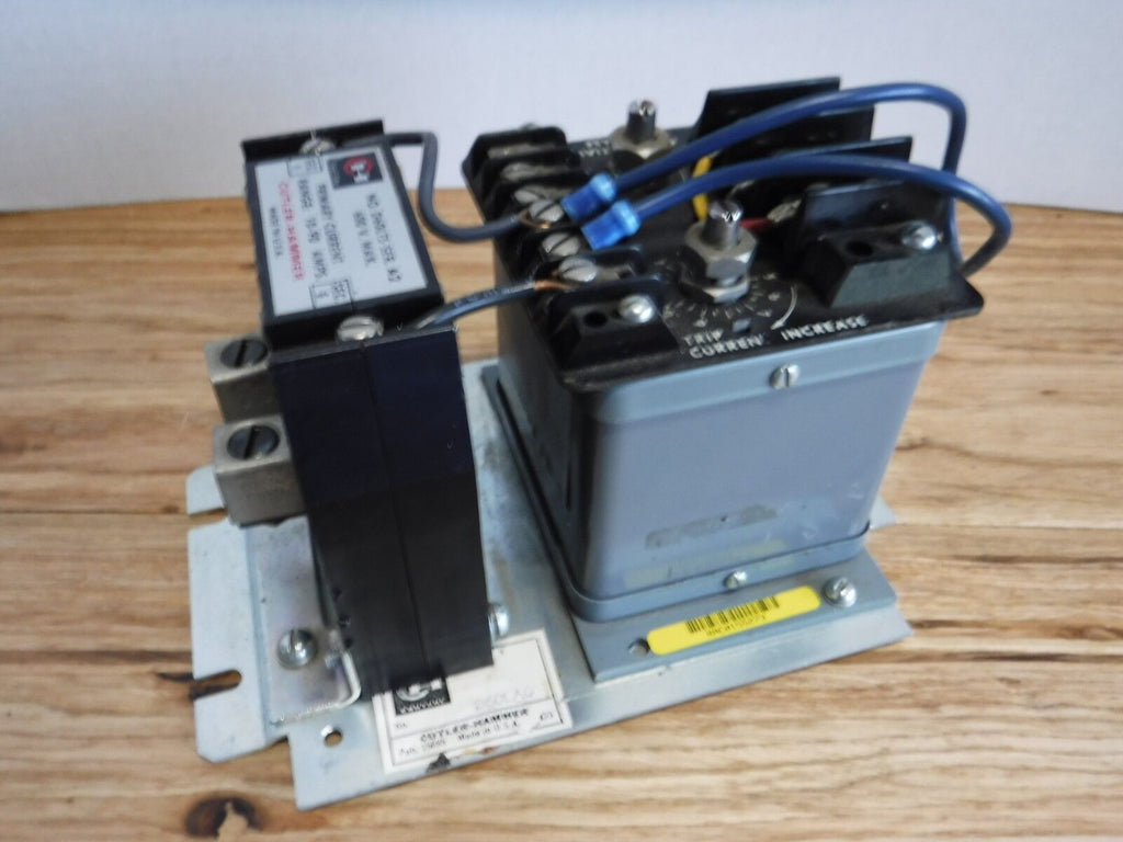 D60LA0 - Cutler - Hammer Current Relay, D60LA0, 10 - 90A, 600V - Surplus Alley