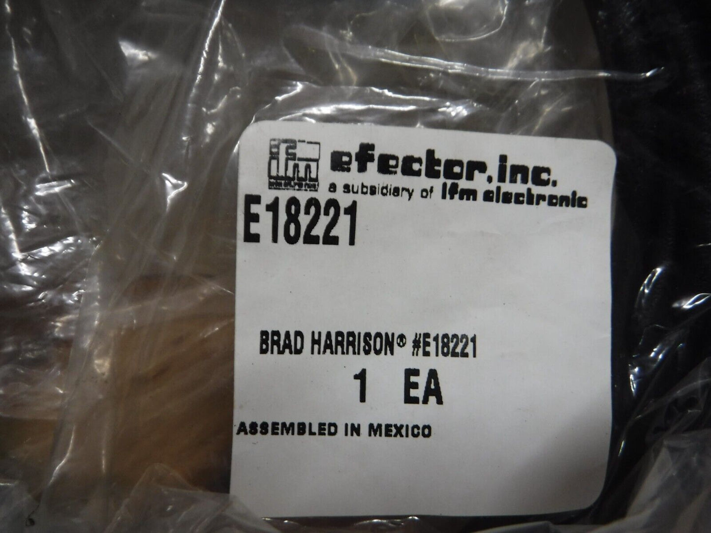 E18221 - Efector E18221 Connecting Cable 3 - PIN, FEMALE - Surplus Alley