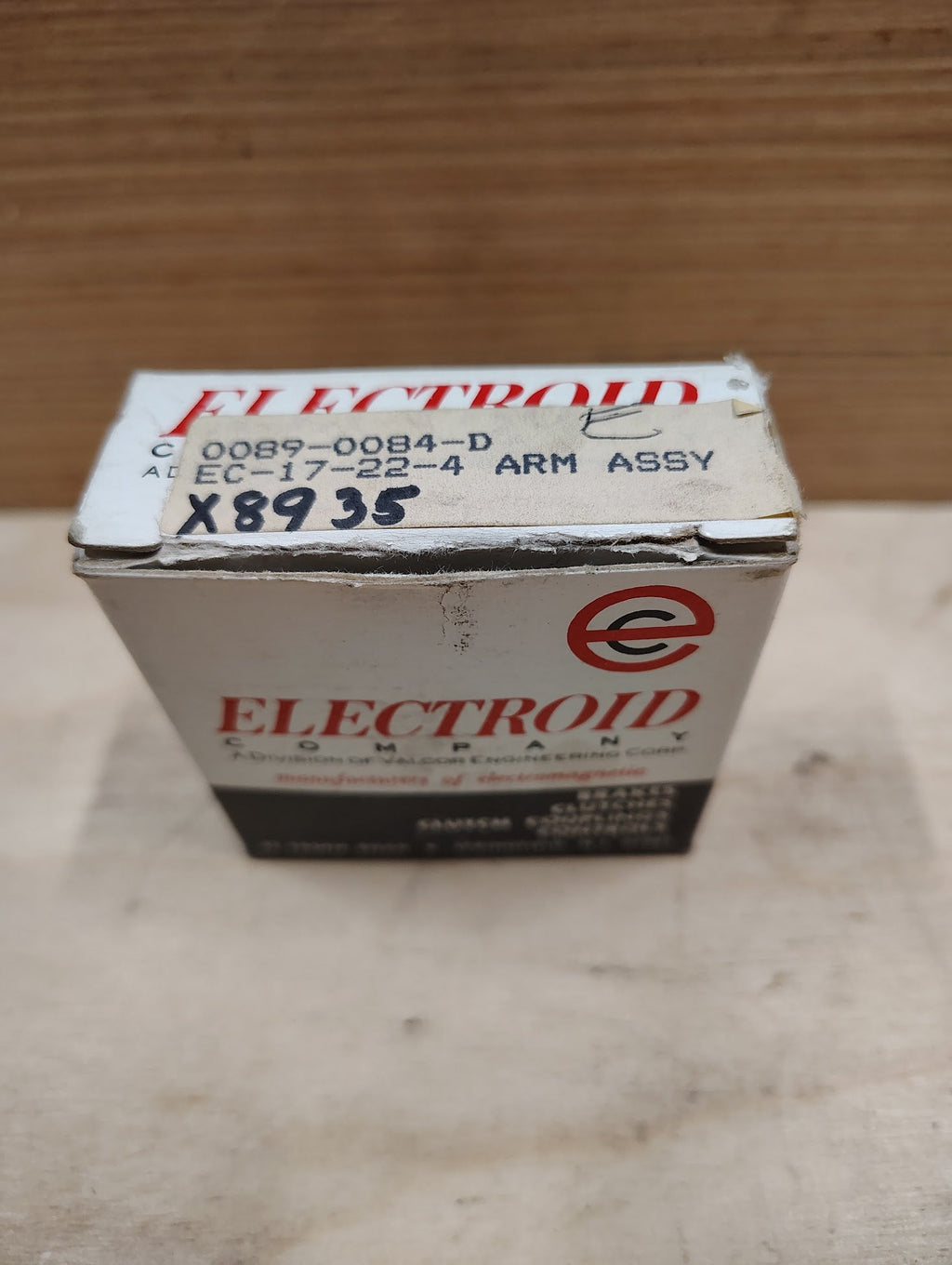 EC - 17 - 22 - 4 - ELECTROID EC - 17 - 22 - 4 ARM ASSY. BRAKE/CLUTCH 0089 - 0084 - D - Surplus Alley