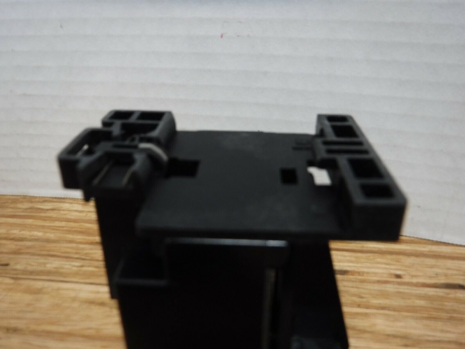 TR - 0 CONTACT - Fuji Electric TR - 0 Motor Overload Relay 0.24 - 0.36 Amp 1 N.O 1 N.C. Contacts - Surplus Alley