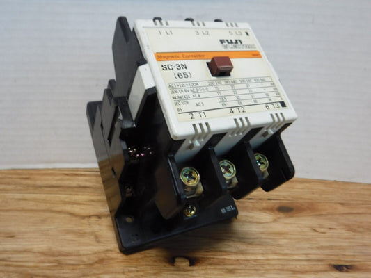 4NC2H0 - FUJI SC - 3N, 4NC2H0, 200 V COIL 4NC2HO, CONTACTOR - Surplus Alley