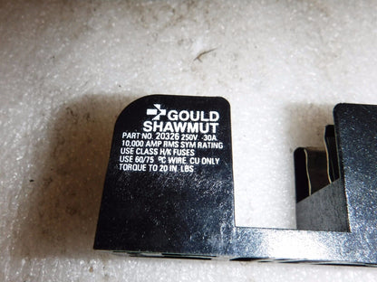 20326 - GOULD SHAWMUT 1 - POLE FUSEHOLDER, 20326, 250V, 30A (LOT OF 3) - Surplus Alley