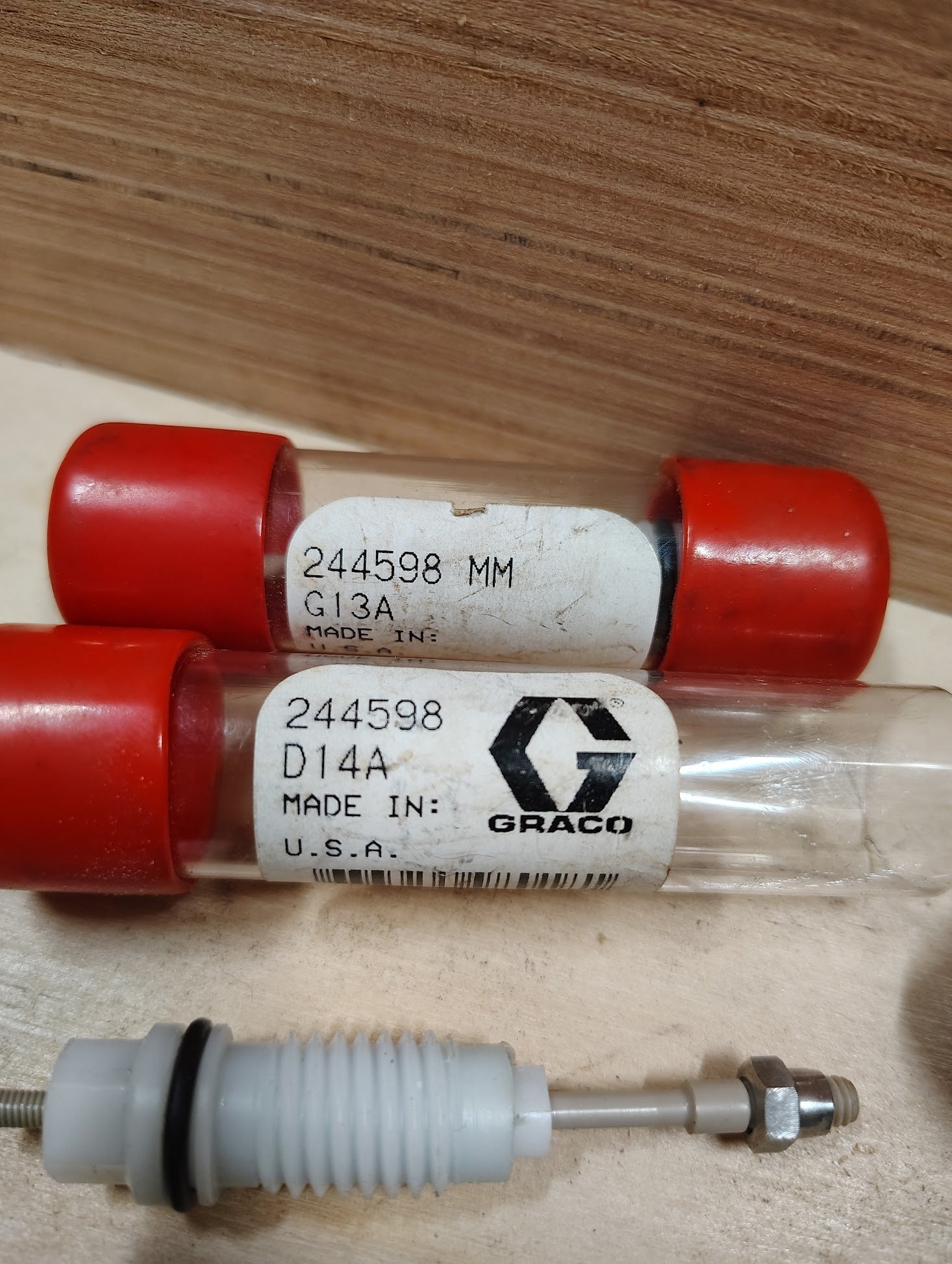 244598 - GRACO 244598 ROD PACKING ASSY. NEW LOT OF 2 - Surplus Alley