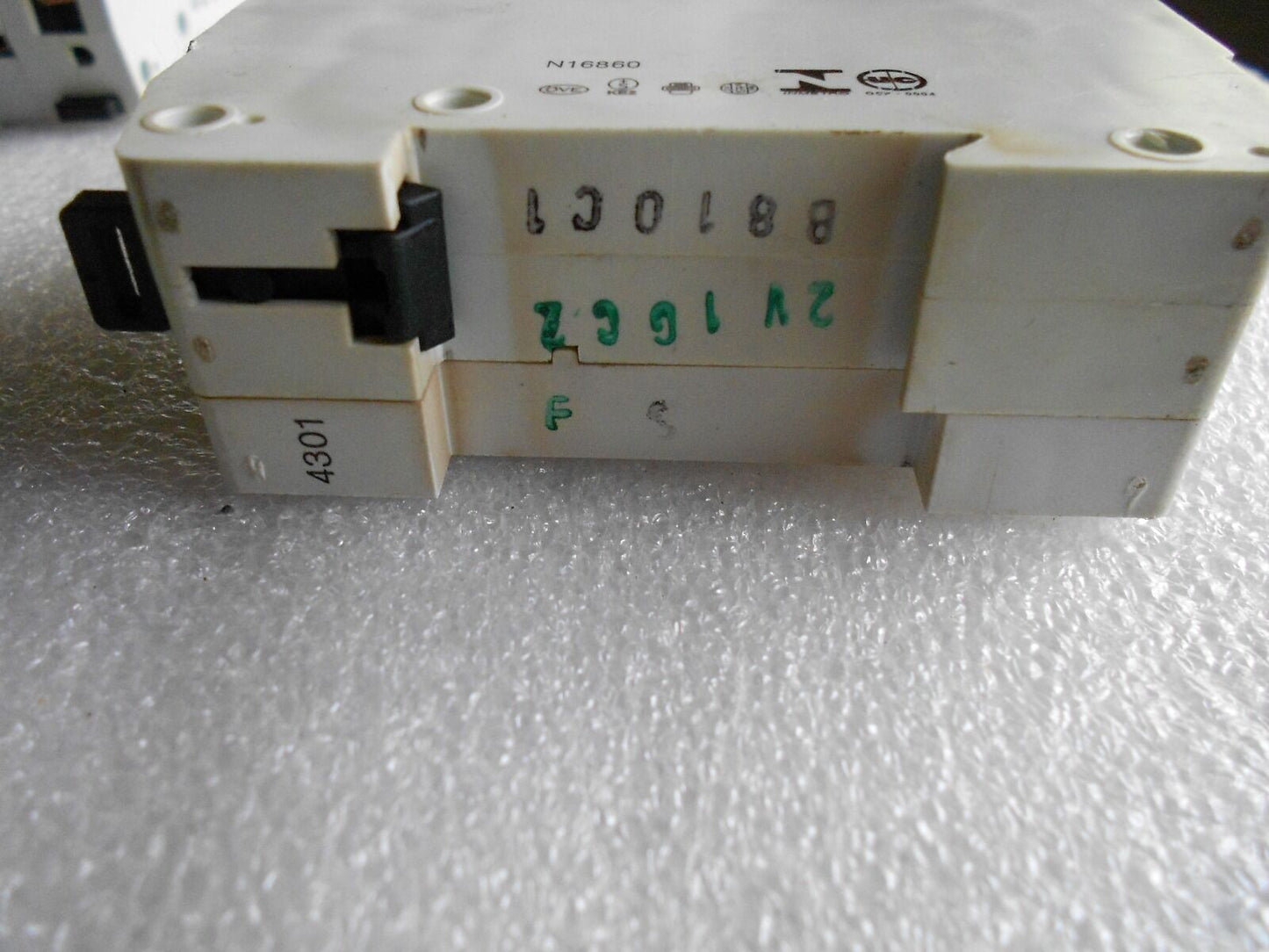 FAZ - C10 - Klockner Moeller FAZ - C10 10 Amp 240/415V Circuit Breaker w/FAZ/FIP - XHI11 Aux. - Surplus Alley