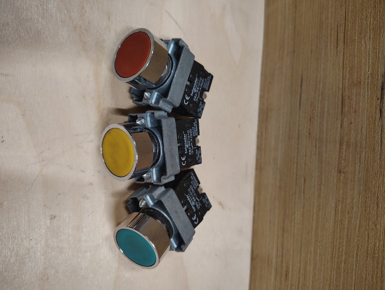 ZB2 - BE101C - LOT OF 3 Schneider Push Button And Contact Block ZB2 - BE101C - Surplus Alley