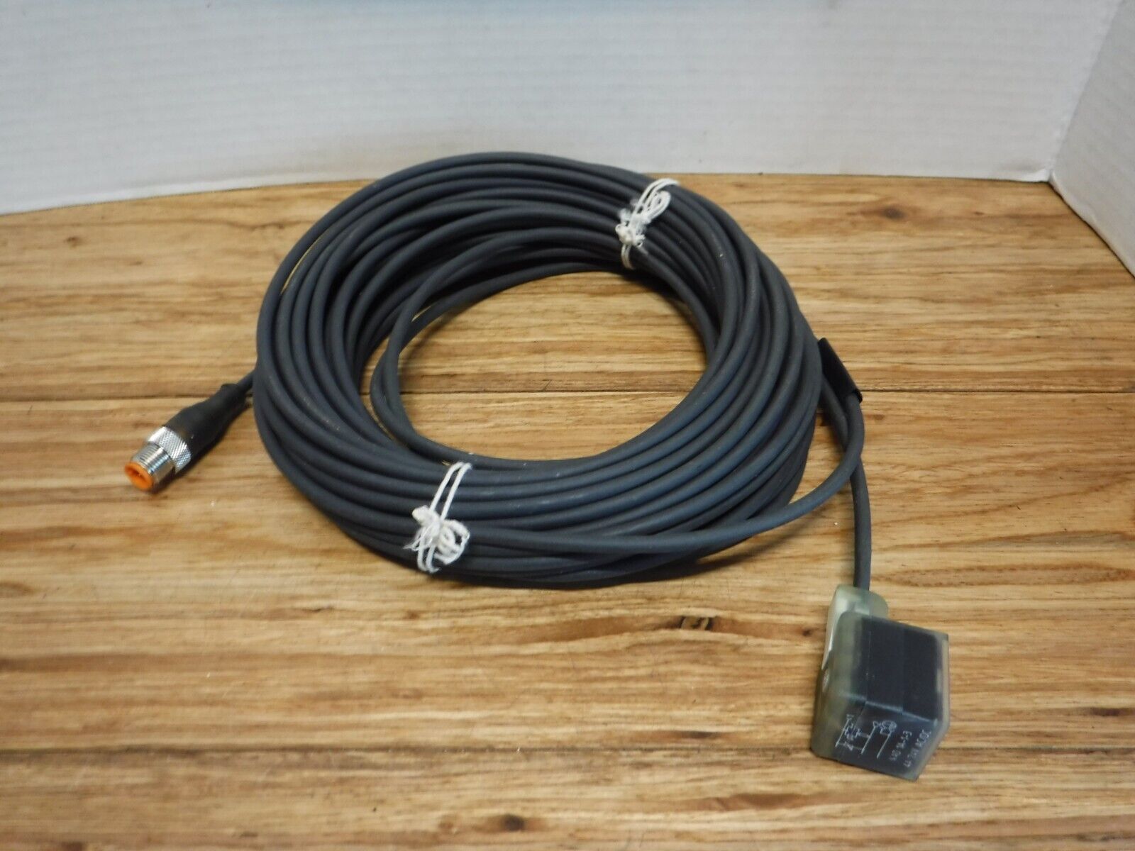 RST 5 - 3 - VAD1A - 1 - 3 - 226/15M - LUMBERG RST5 - 3 - VAD1A - 1 - 3 - 226/15M CABLE ASSEMBLY 15 METERS, 3 - PIN - Surplus Alley