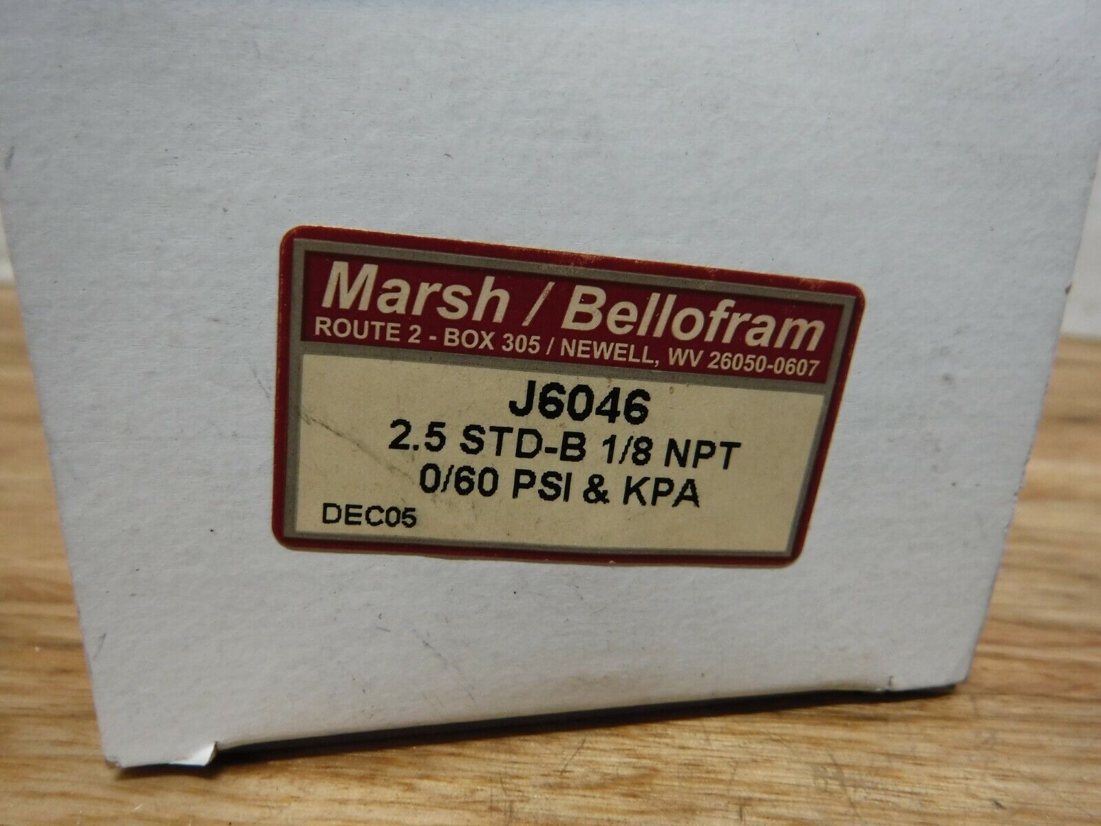 J6046 - MARSH BELLOFRAM J6046, 2.5" STD - B GAUGE, 1/8"NPT, 0/60 PSI & KPA - Surplus Alley