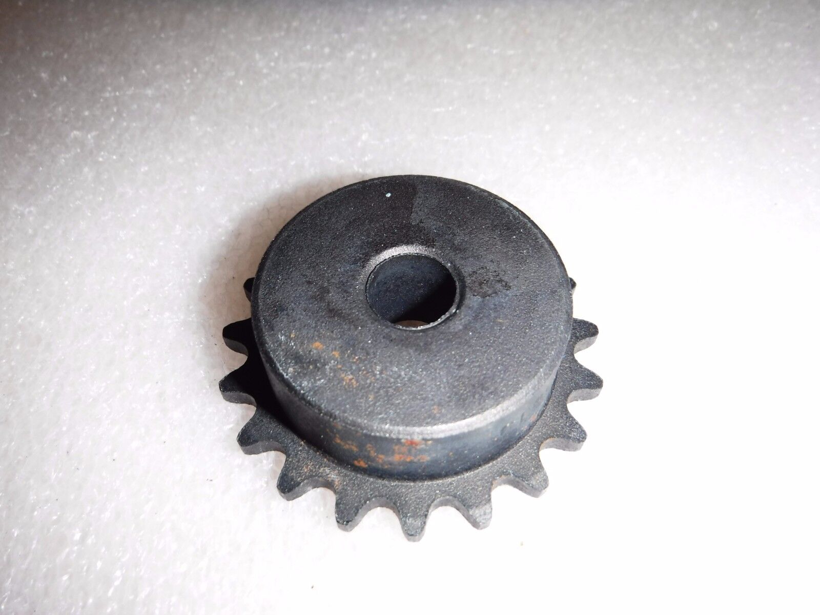 35B19 - MARTIN 35B19 1/2" PLAIN BORE SPROCKET - Surplus Alley