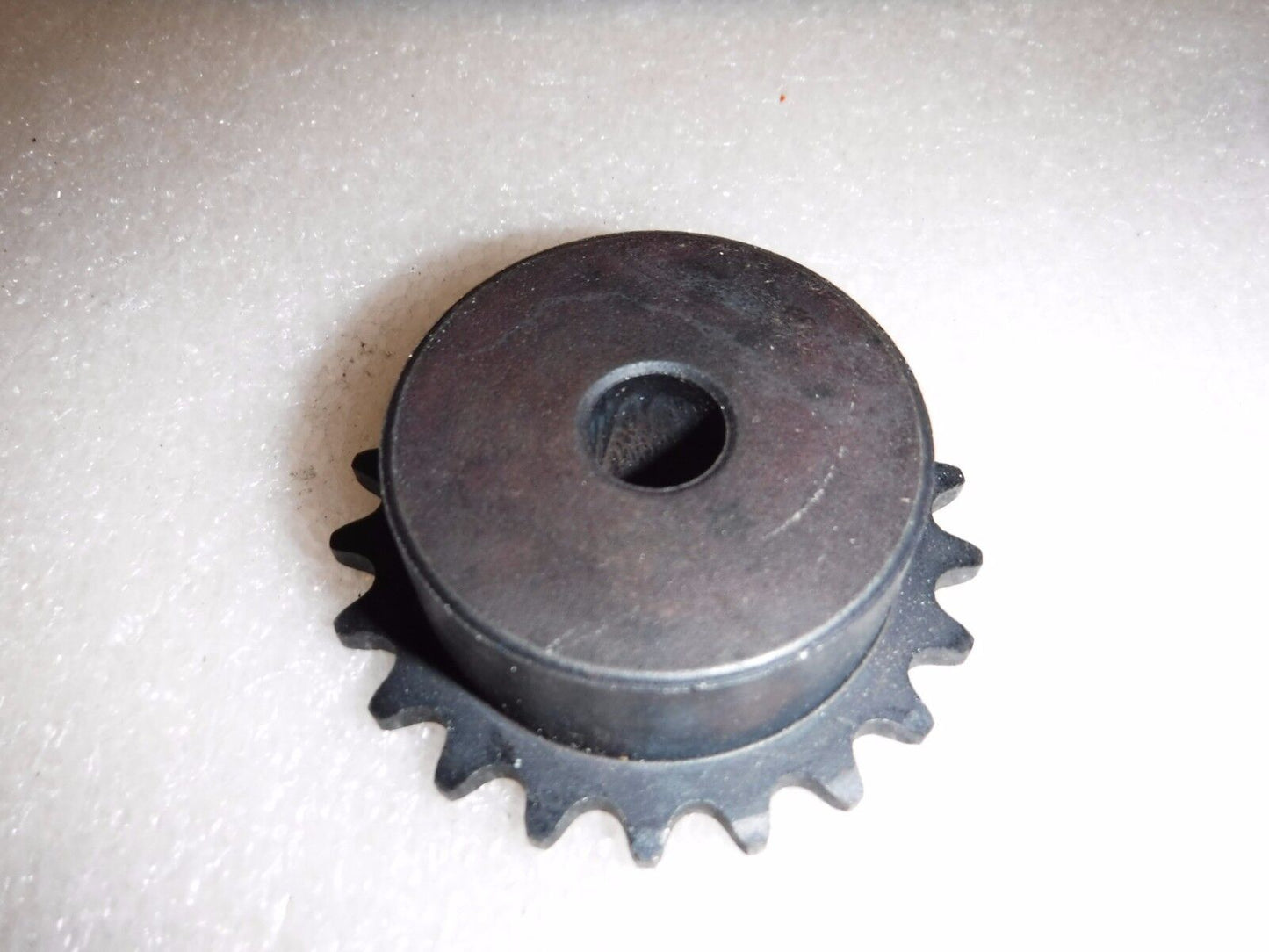 35B21 - MARTIN 35B21 1/2" PLAIN BORE SPROCKET - Surplus Alley