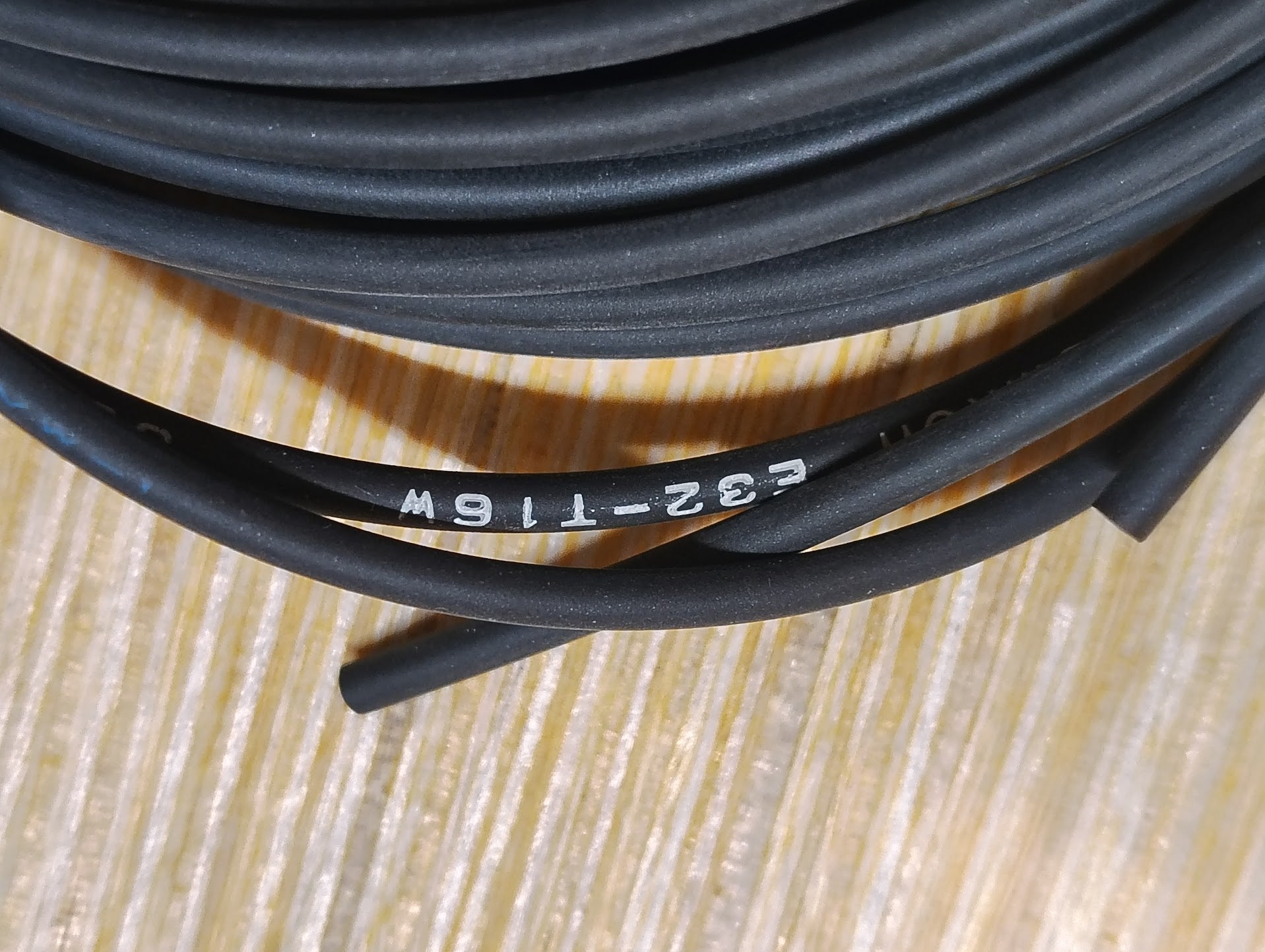 E32 - T16W - Omron E32 - T16W Fiber Optic Sensor - Surplus Alley