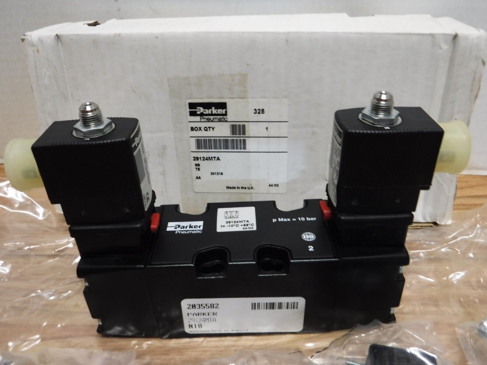 29124MTA - Parker 29124MTA Pneumatic Valve Schrader Bellows, 24V COILS - Surplus Alley