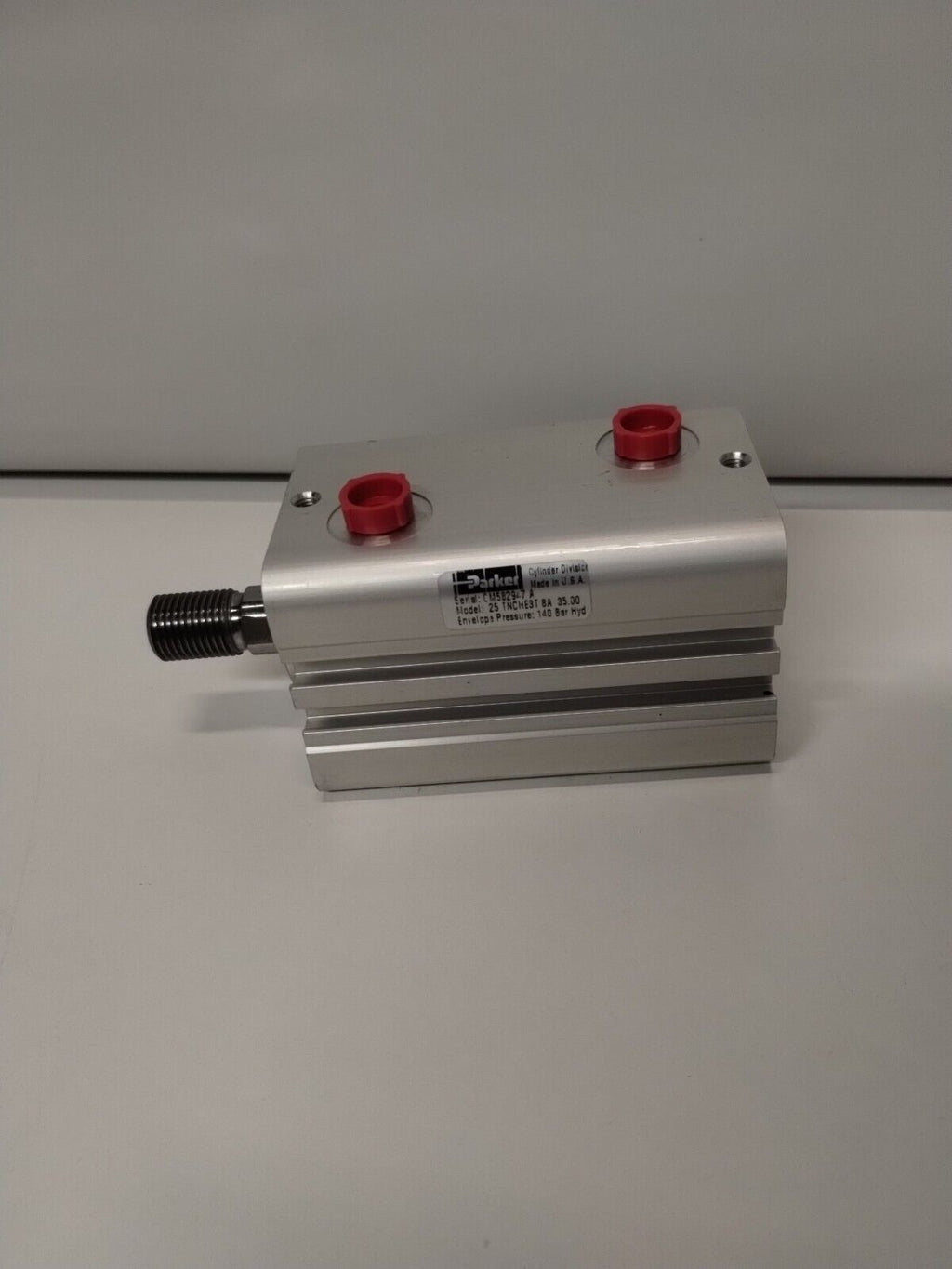 25TNCHE3T8A35 - Parker Hydraulic Cylinder 25TNCHE3T8A35.00, 140 Bar - Surplus Alley