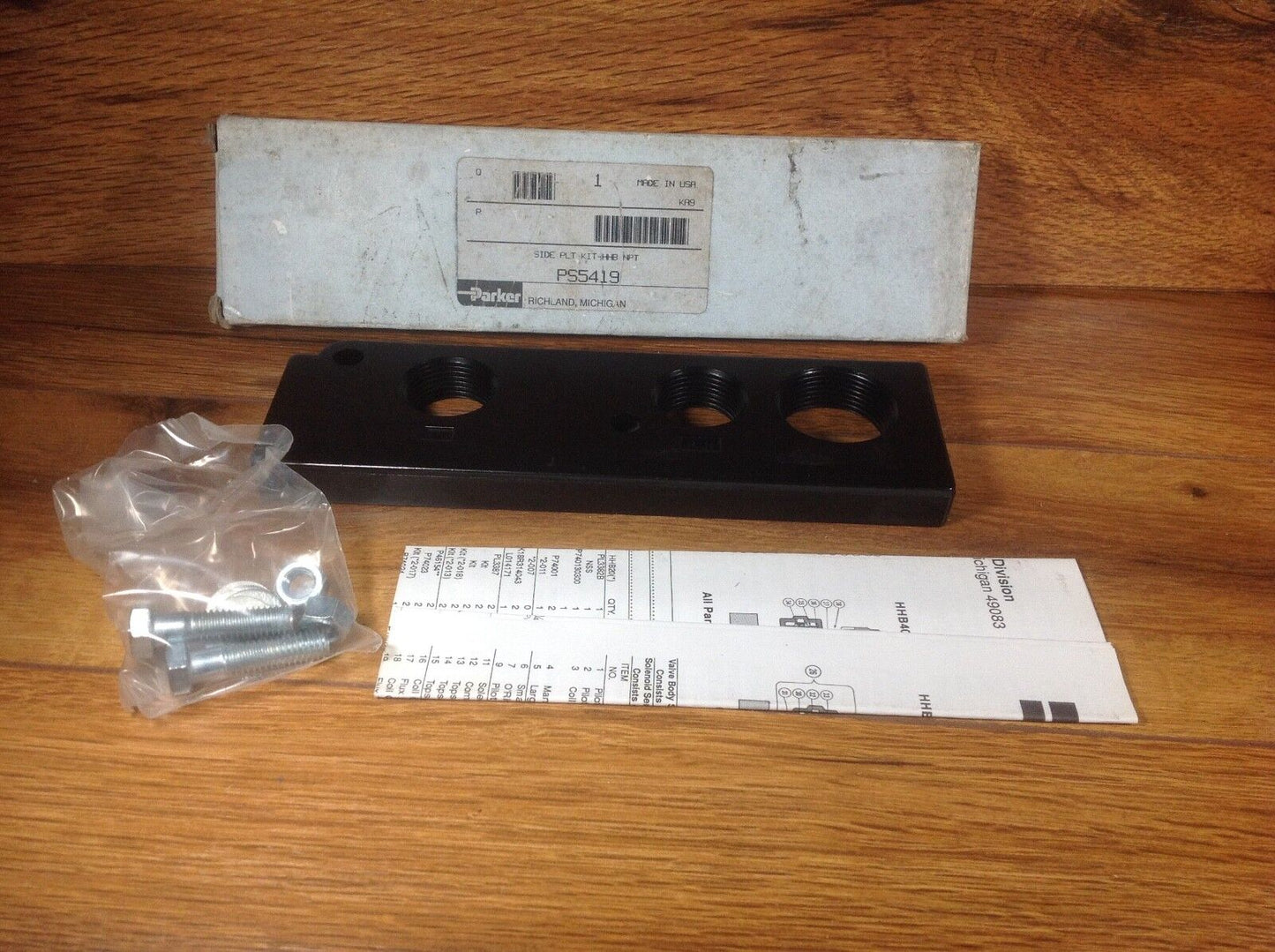 PS5419 - PARKER PS5419 SIDE PLATE KIT, HHB NPT - Surplus Alley