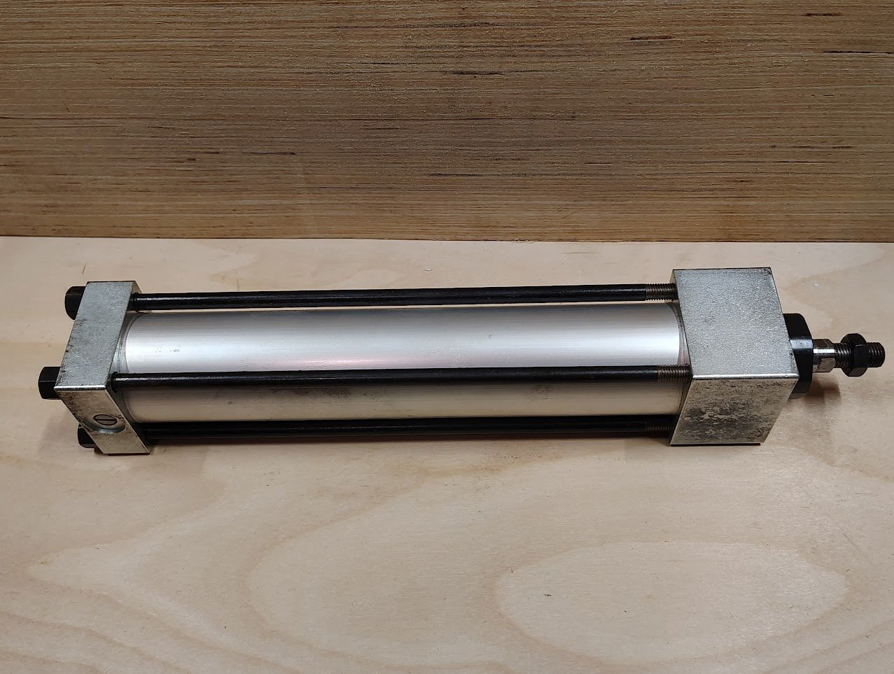 08626366 - 02 1008 - PHD AIR CYLINDER AVR 1 - 3/8x6 08626366 - 02 1008 - Surplus Alley