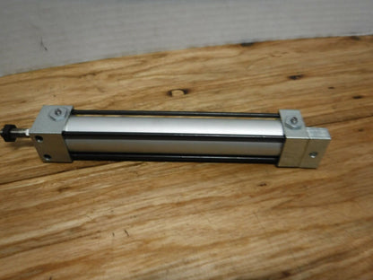 AVF3/4X4 - P - PHD AVF3/4X4 - P PNEUMATIC CYLINDER 3/4IN BORE 4IN STROKE 729892 - 01 - Surplus Alley