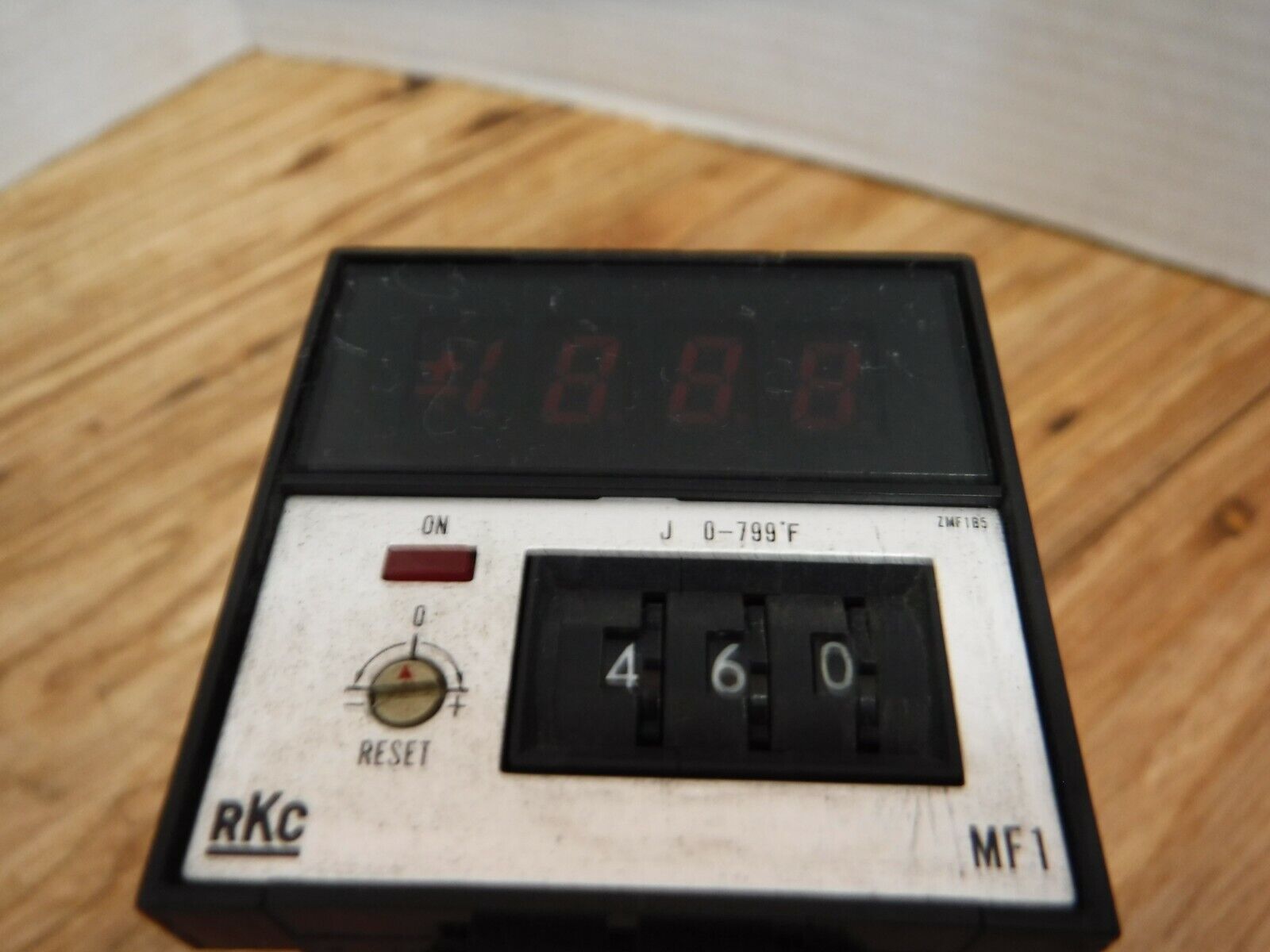 MF - 1 - RKC MF - 1 / MF1 TEMPERATURE CONTROLLER - Surplus Alley