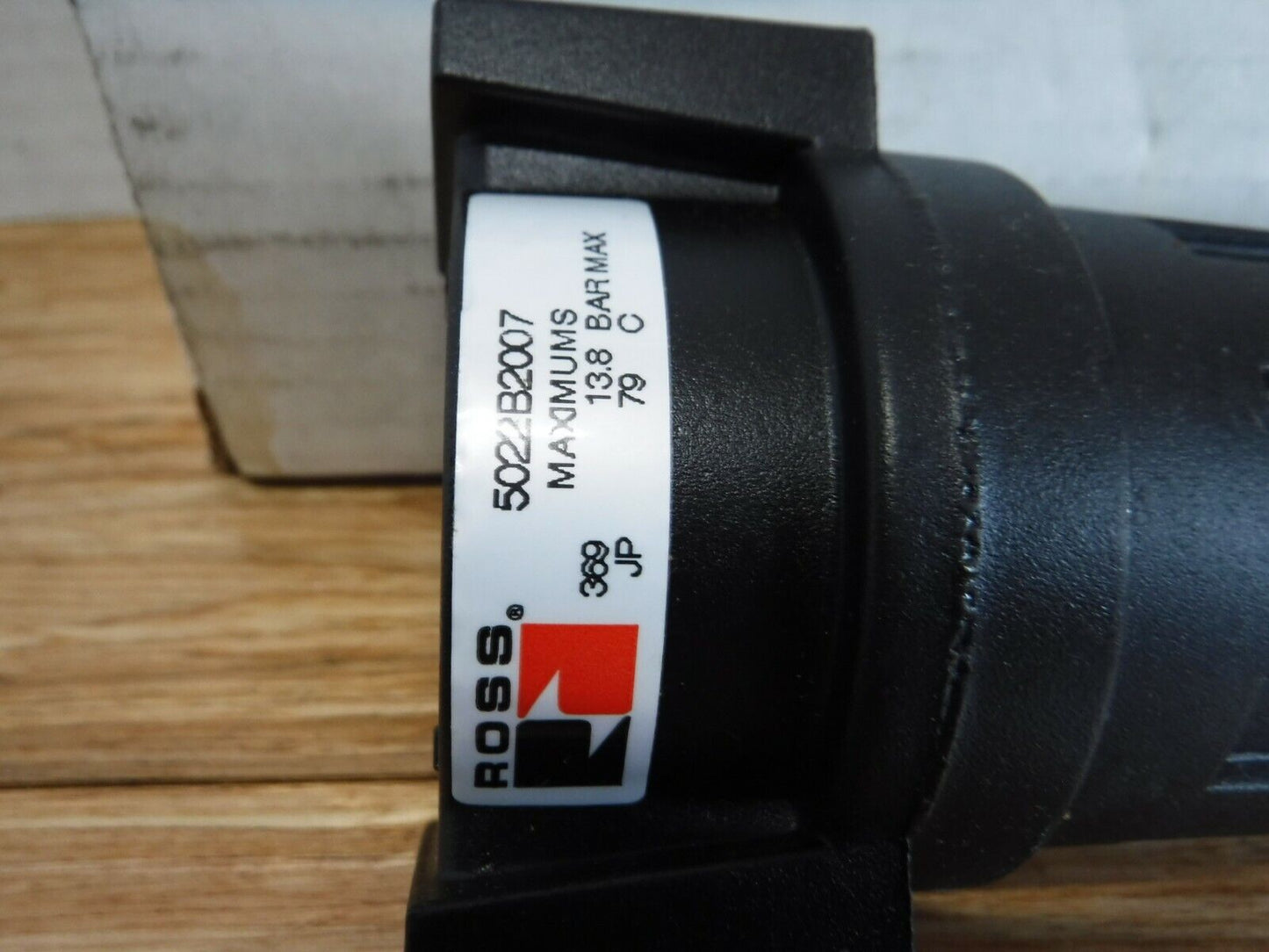 5022B2007 - ROSS CONTROLS 5022B2007, 1/4" NPT FILTER, WITH METAL BOWL - Surplus Alley