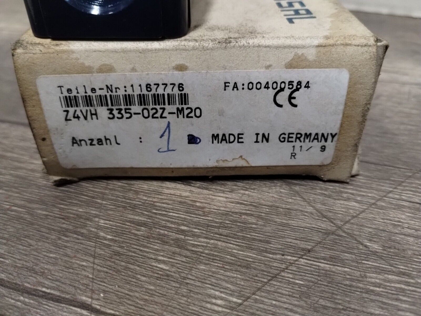 Z4VH 335 - 02Z - M20 - Schmersal Z4VH335 - 02Z - M20 LIMIT SWITCH Z4VH 335 - 02Z - M20 - Surplus Alley