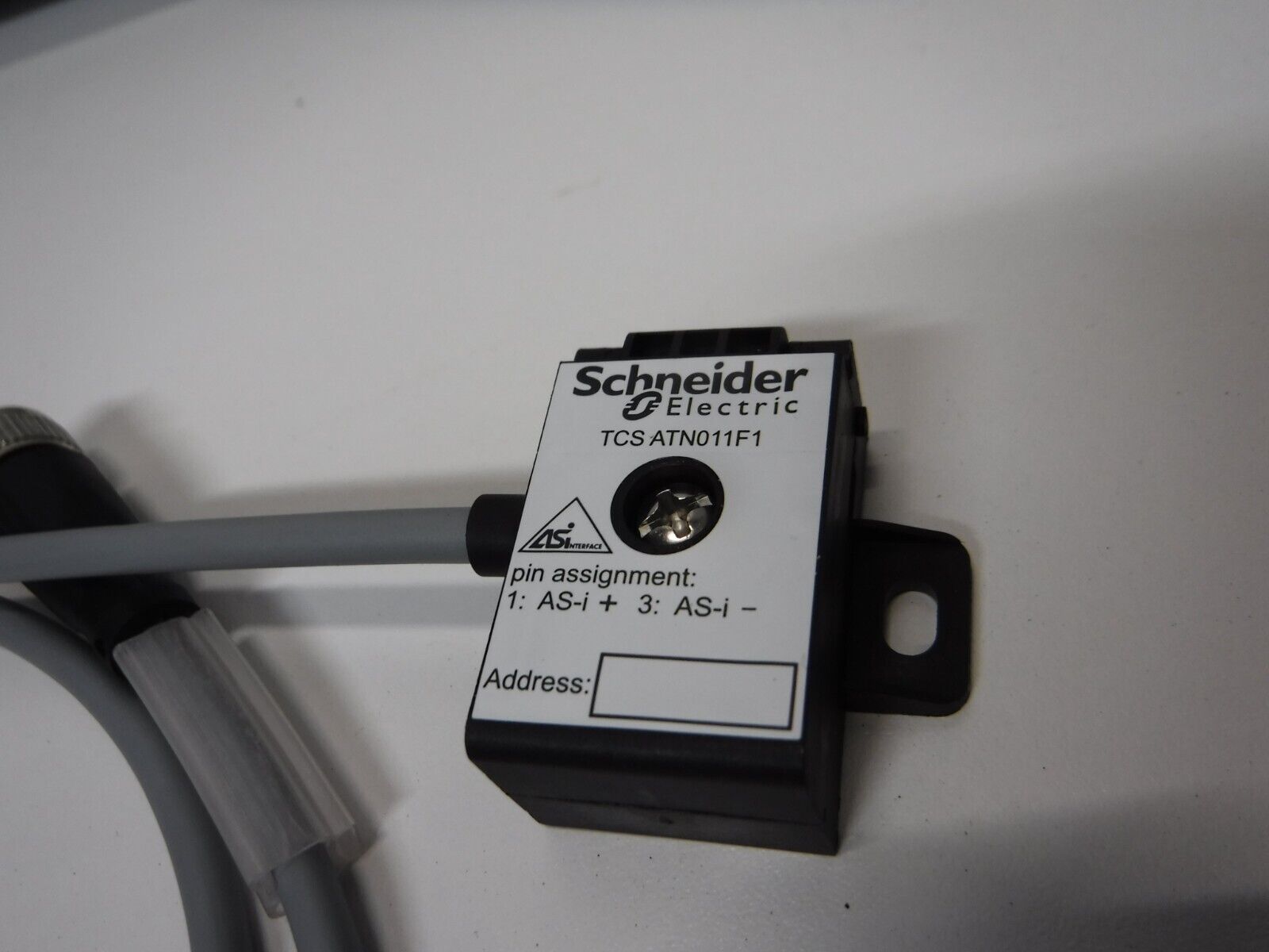 TCSATN011F1 - SCHNEIDER ELECTRIC TCSATN011F1 TAP - OFF, MODICON - 941057 - Surplus Alley