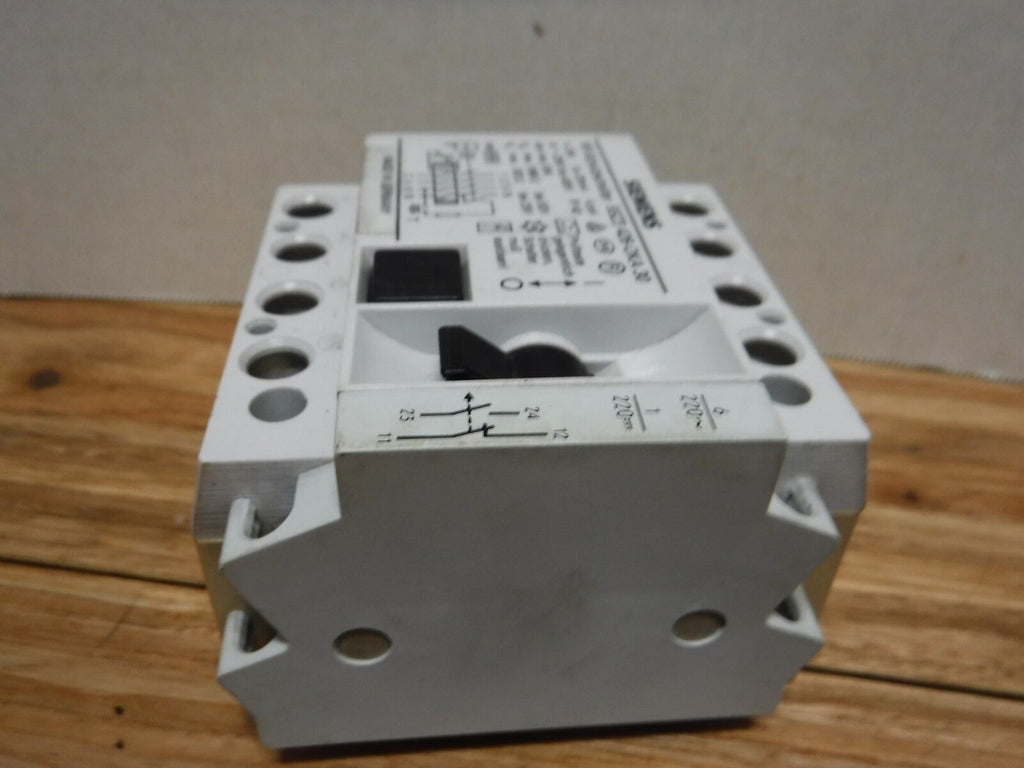 5SZ3 426 - OKA 30 - SIEMENS 5SZ3 426 - OKA 30, 4 POLE BREAKER, 5SZ3 426 - 0KA 30 - Surplus Alley