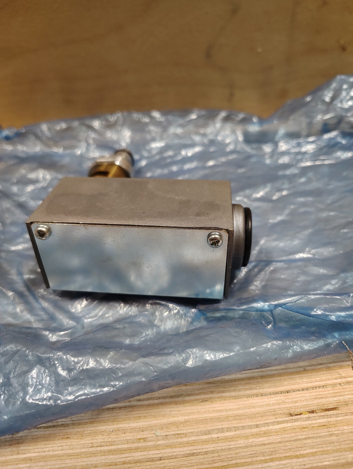 CB - 51H - SMC CB - 51H Pressure Switch NEW - Surplus Alley