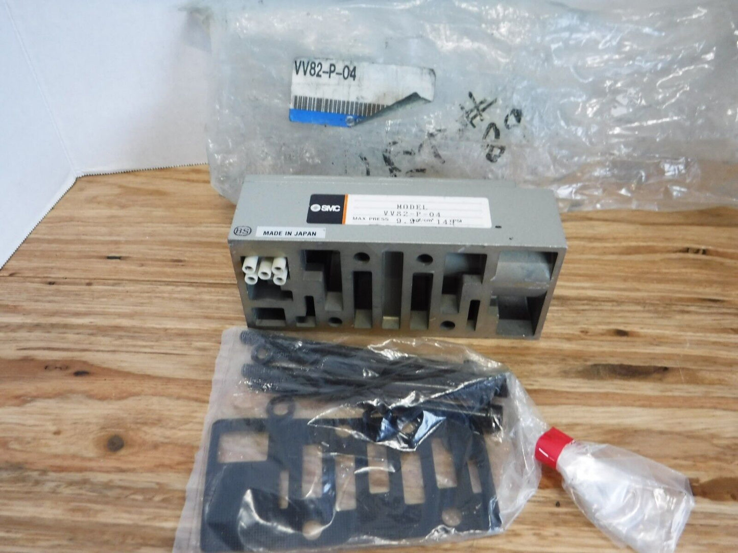 VV82 - P - 04 - SMC VV82 - P - 04 Support Spacer Valve Body Size 2 - Surplus Alley