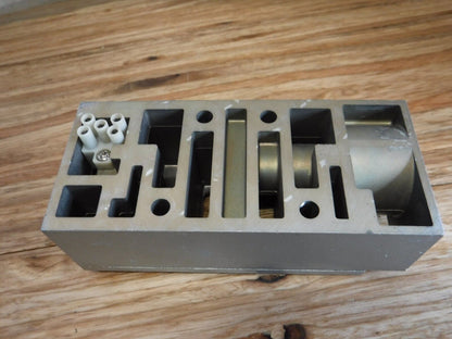 VV82 - P - 04 - SMC VV82 - P - 04 Support Spacer Valve Body Size 2 - Surplus Alley