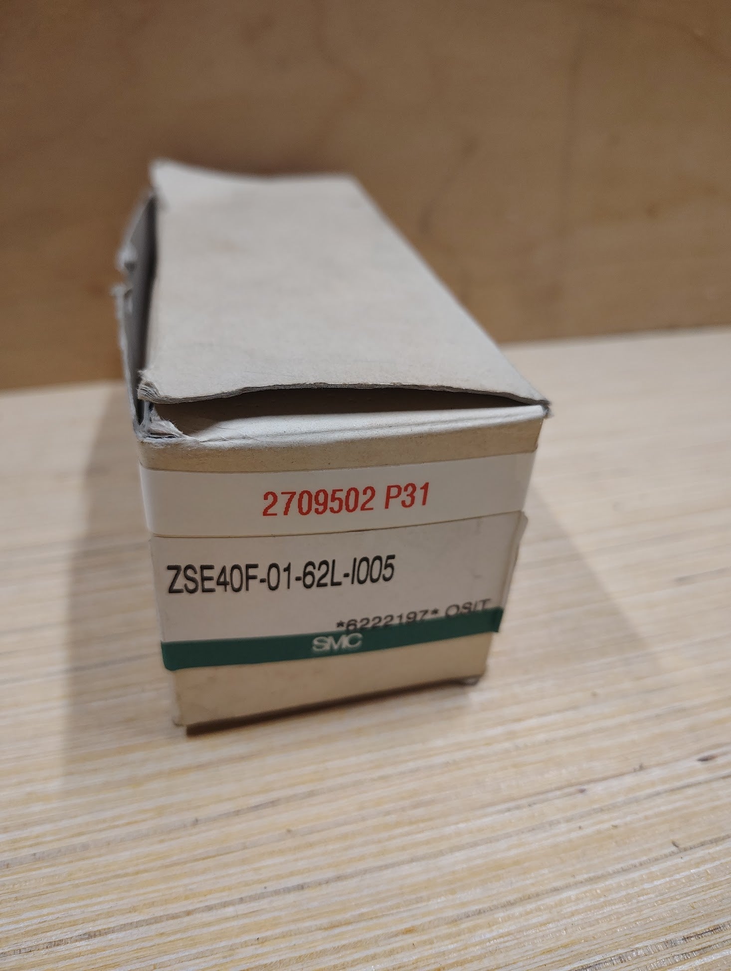 ZSE40F - 01 - 62L - SMC ZSE40F - 01 - 62L Digital Pressure Switch - Surplus Alley
