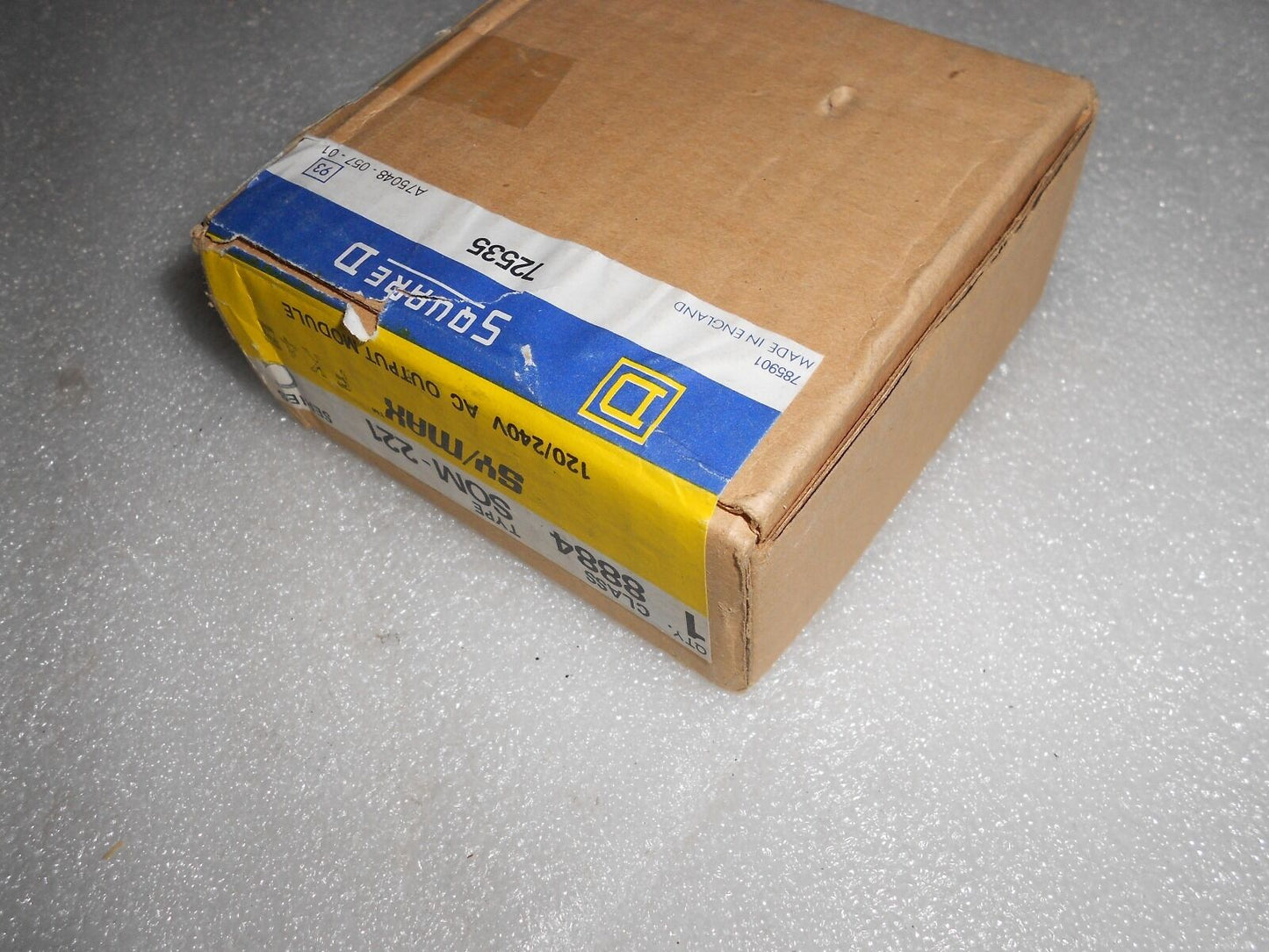 8884 SOM - 221 - SQUARE D 8884 SOM - 221 120/240V AC OUTPUT MODULE SY/MAX - Surplus Alley