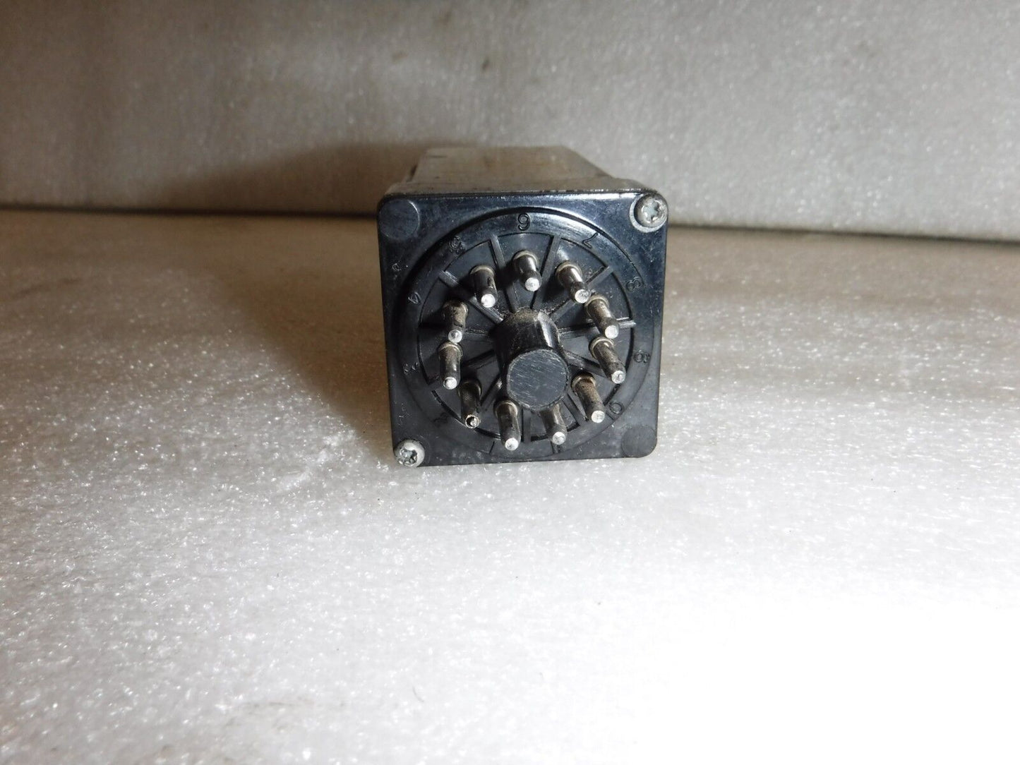 326XCX48P - Struthers - Dunn 326XCX48P TIMING Relay 48VDC IN 1 - 10SEC 1/6HP 10AMP 120VAC - Surplus Alley