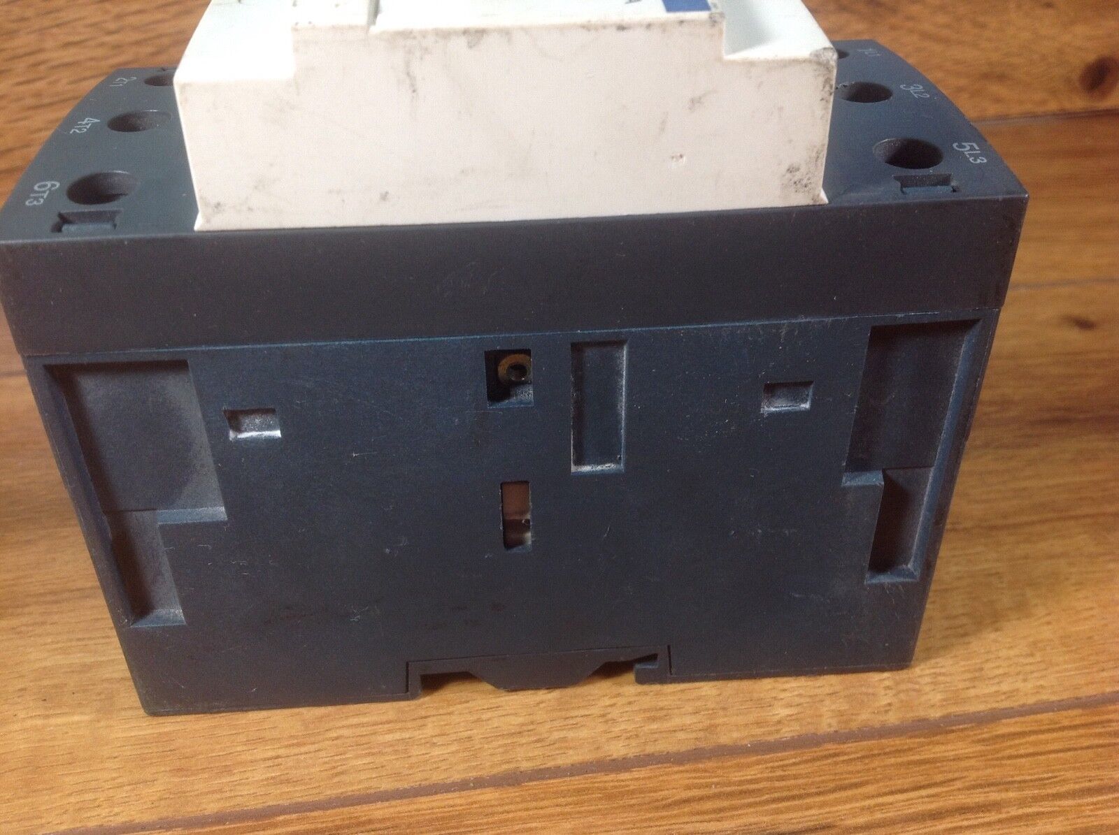 GV3 ME25 16 - 25A - Telemecanique GV3ME25 GV3 ME25 16 - 25A MOTOR STARTER - Surplus Alley