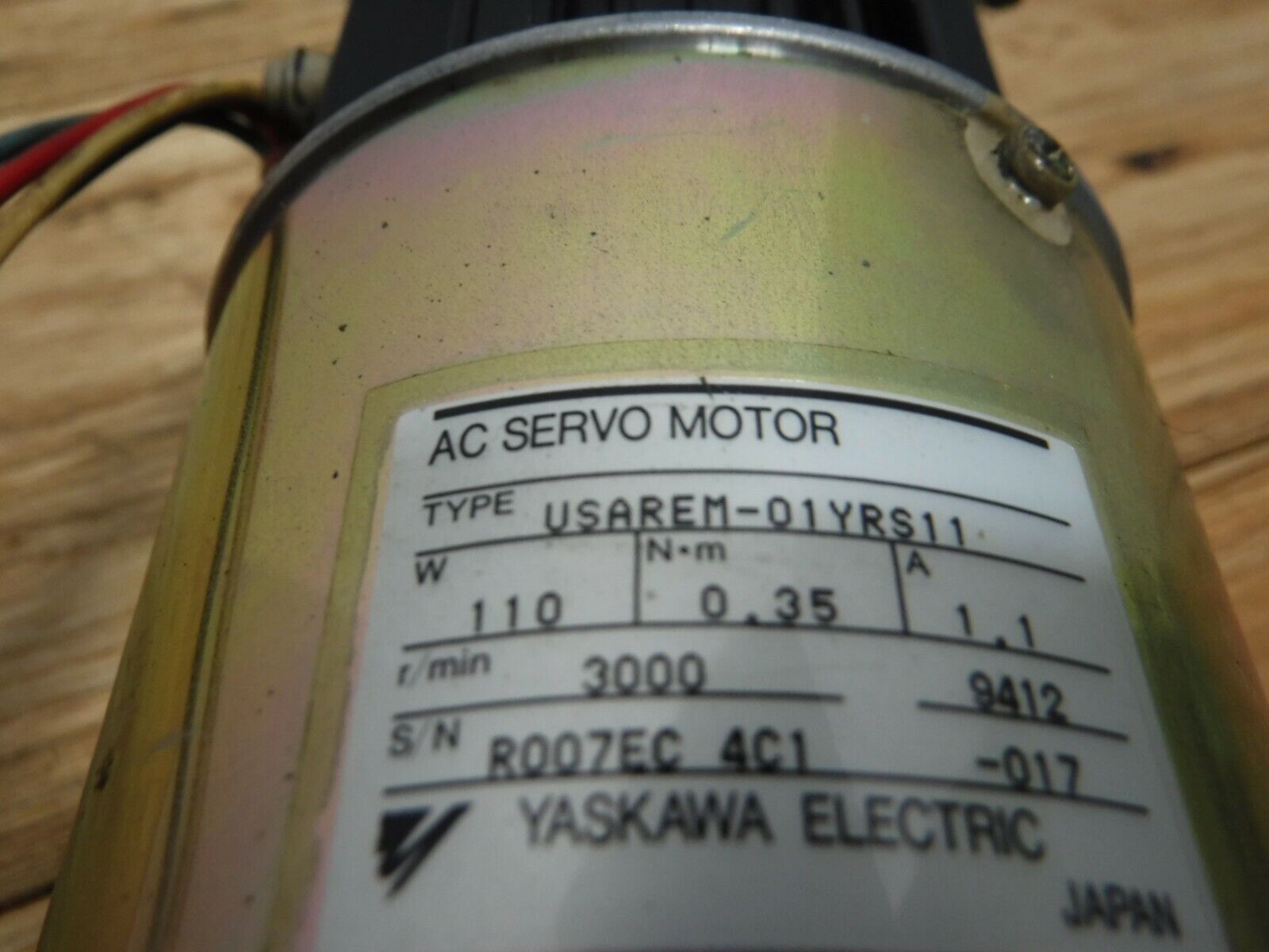 USAREM - 01YRS11 - YASKAWA USAREM - 01YRS11 AC SERVO MOTOR ENCODER UTMAH - B15AS4KB - Surplus Alley